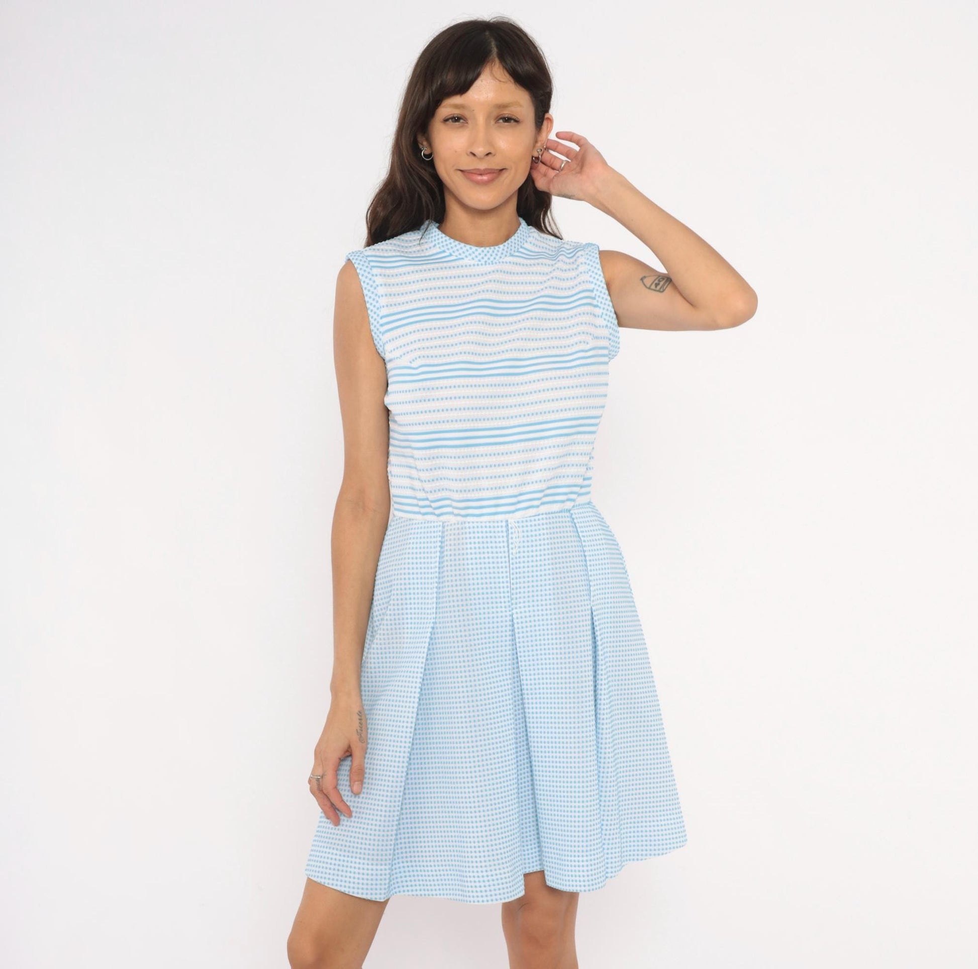 70s Vicky Vaughn Gingham Stripe Dress Sky Blue White Peter Pan Collar Medium