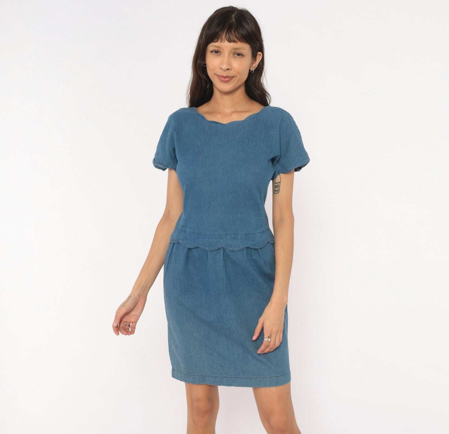 90s Central Falls Denim Dress Scalloped Waist Sweetheart Neckline Blue Medium M