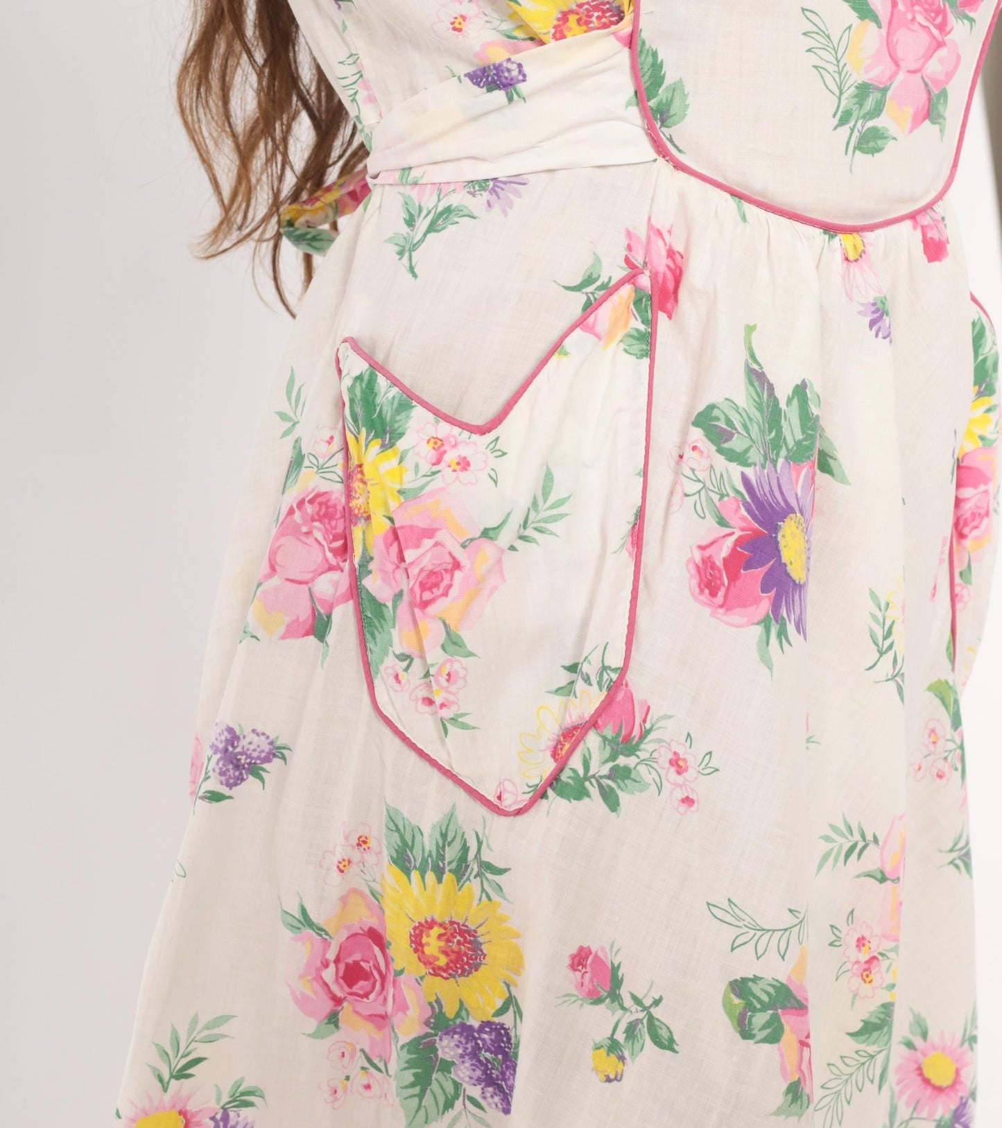 1950s Floral Cotton Dress Puff Sleeve V-Neck Pink White Rose Print Medium