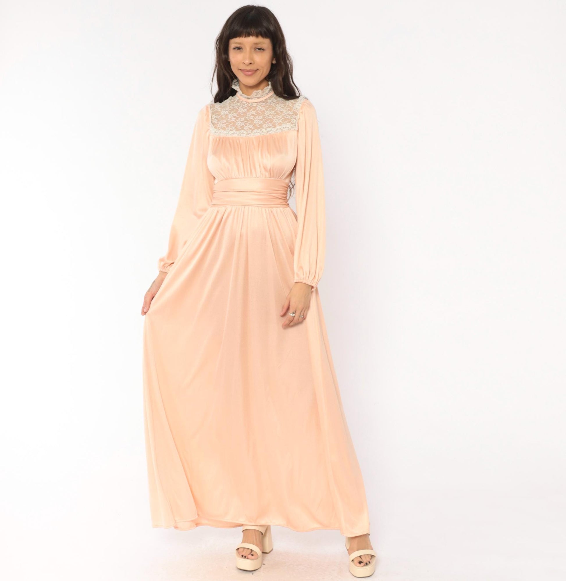 70s Peach Lace Maxi Gown High Neck Bishop Sleeve A-Line Small