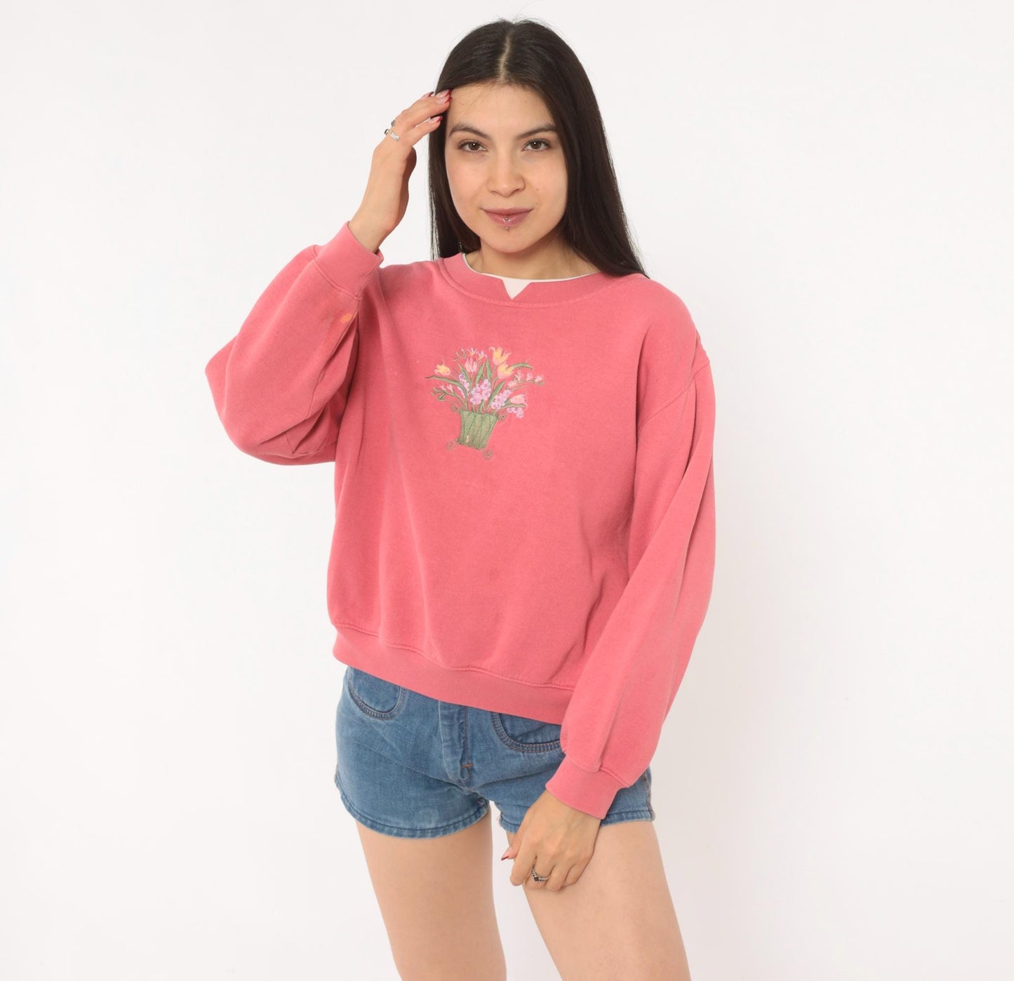 90s Floral Embroidered Sweatshirt Rose Pink Tulip Basket Cotton Medium
