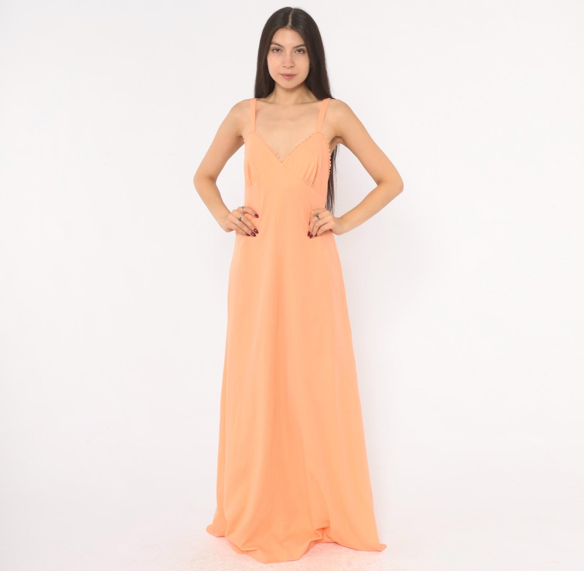 70s Peach Maxi Dress V-Neck Empire Waist Scalloped Lace Spaghetti Strap Medium M