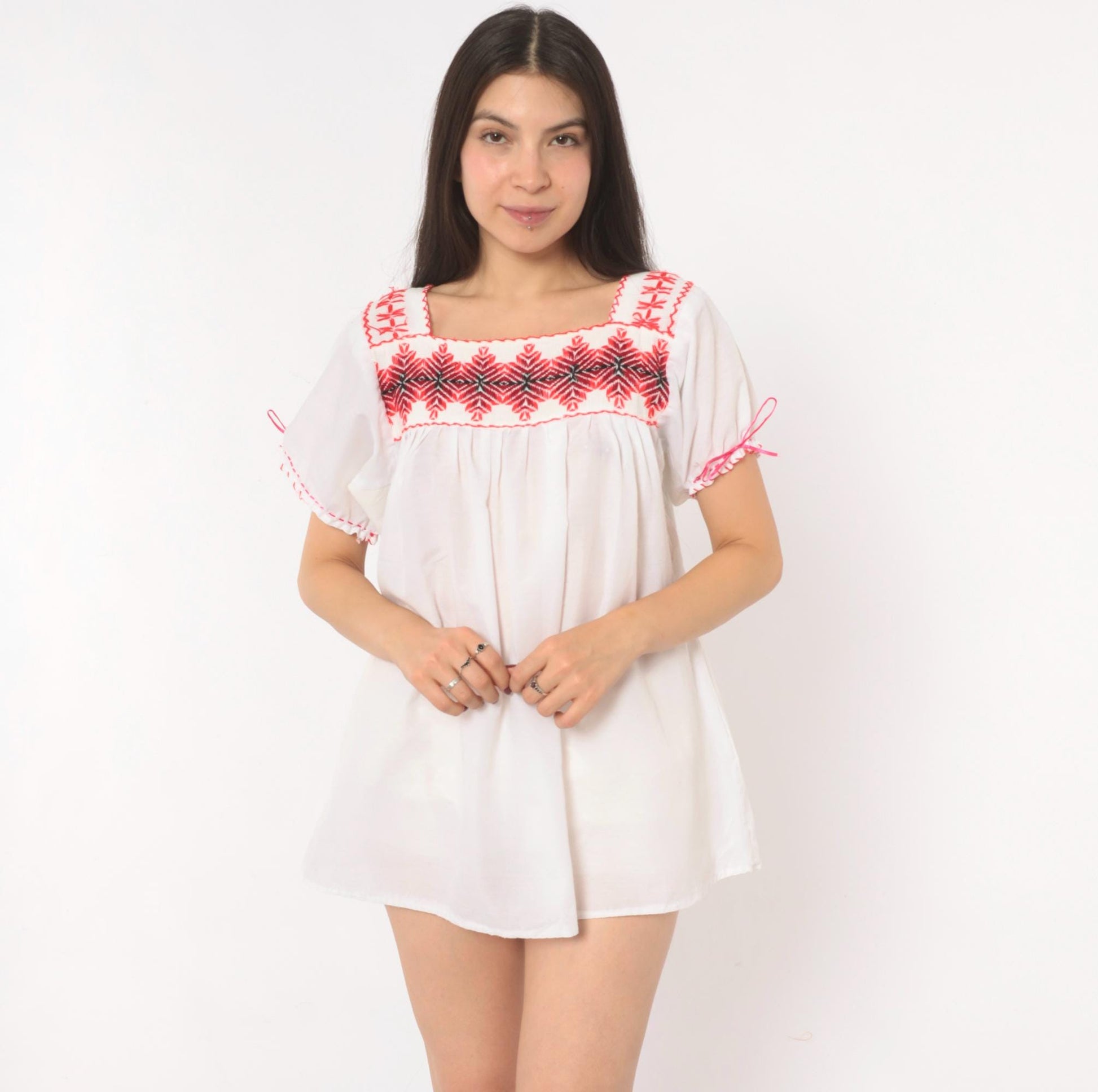 90s White Peasant Blouse Embroidered Red Cross Stitch Square Neck Puff Sleeve Medium