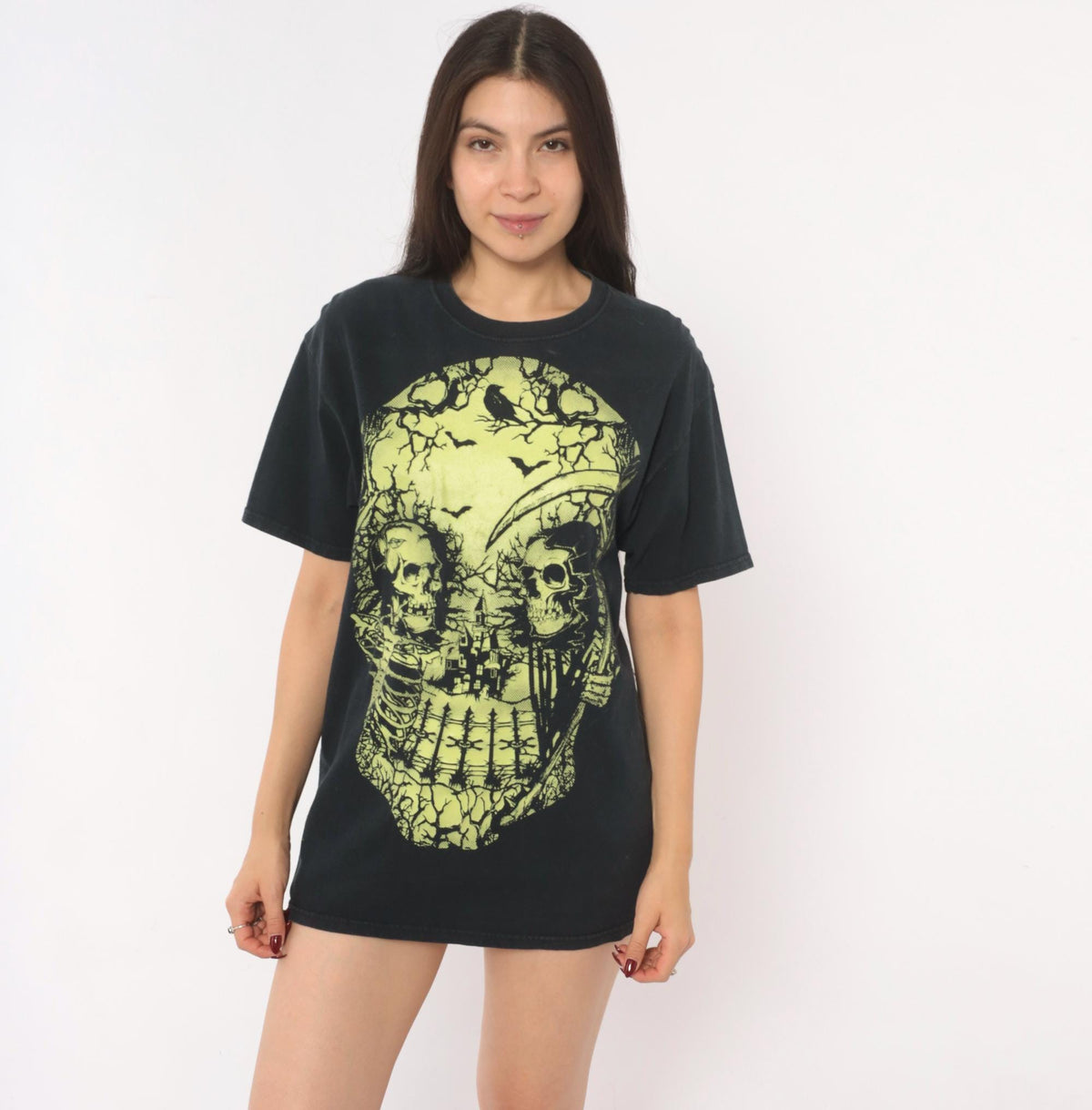 Y2K Skull Graveyard Graphic Tee Fruit of the Loom Black Cotton Medium