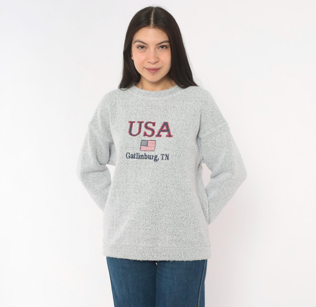 90s Gatlinburg Tennessee USA Flag Embroidered Grey Knit Pullover Medium M