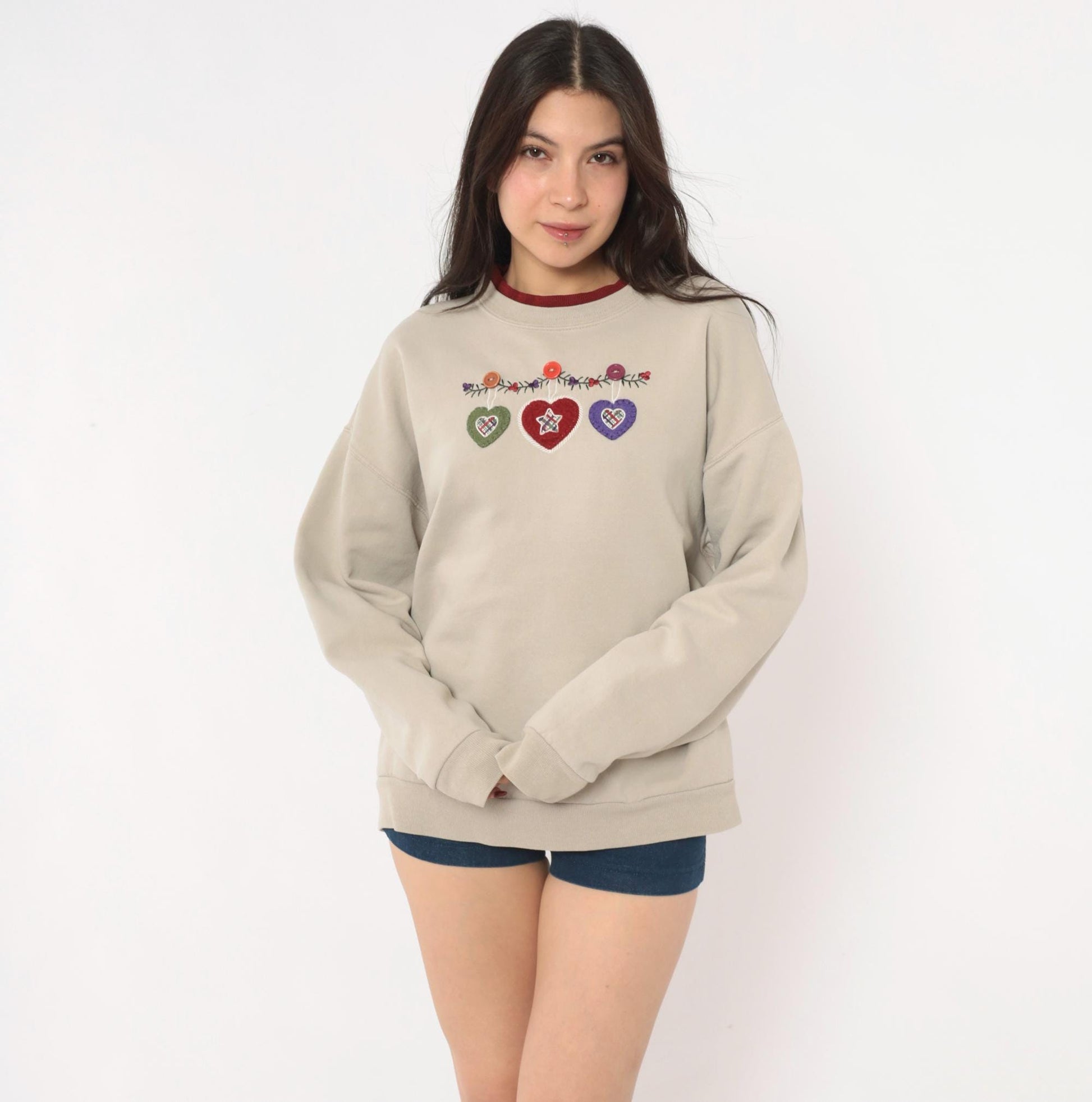 90s Taupe Crewneck Sweatshirt Heart Applique Folk Art Embroidered Medium M