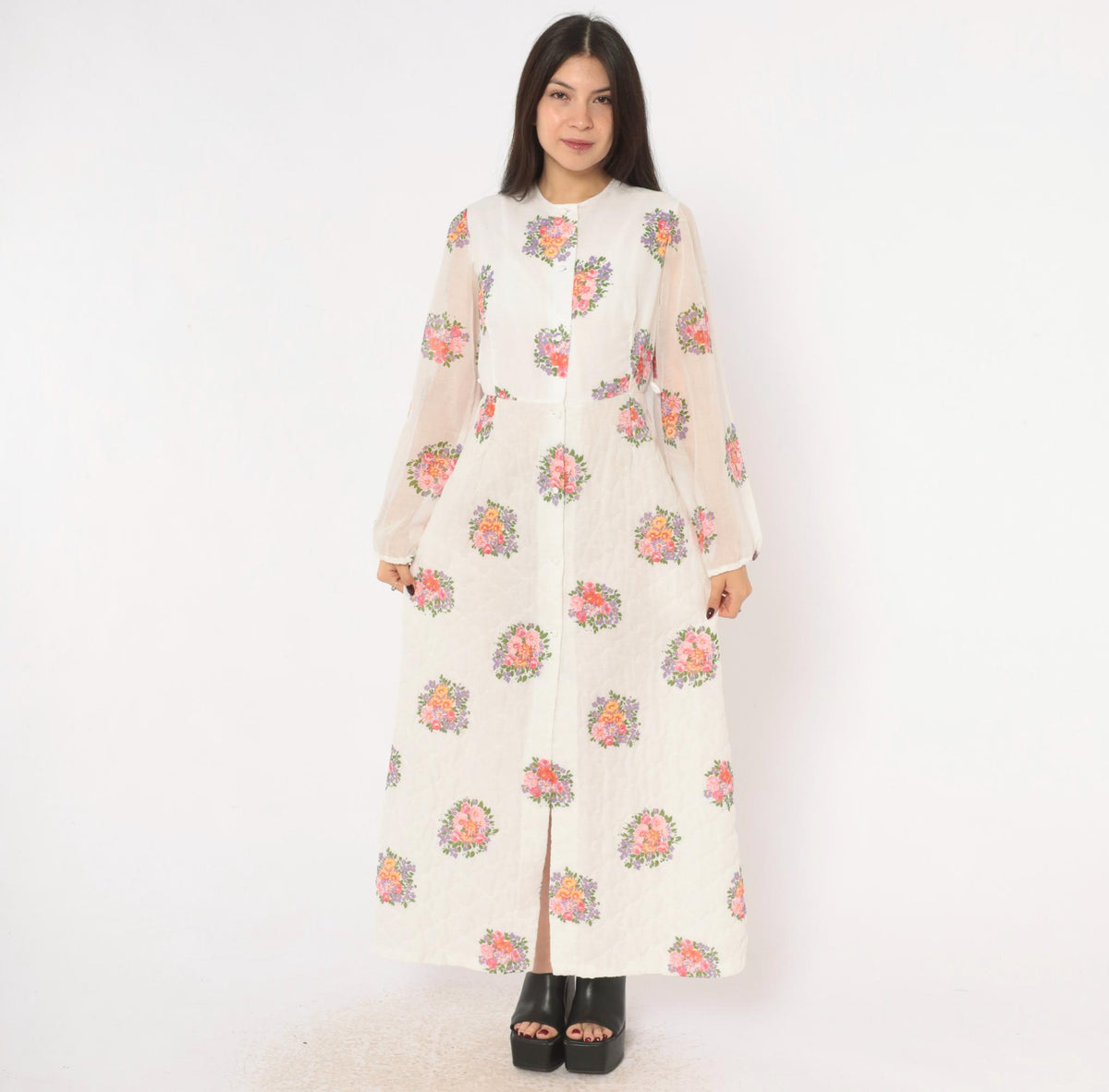 70s White Floral Quilted Maxi Dress Balloon Sleeve Button Front Small