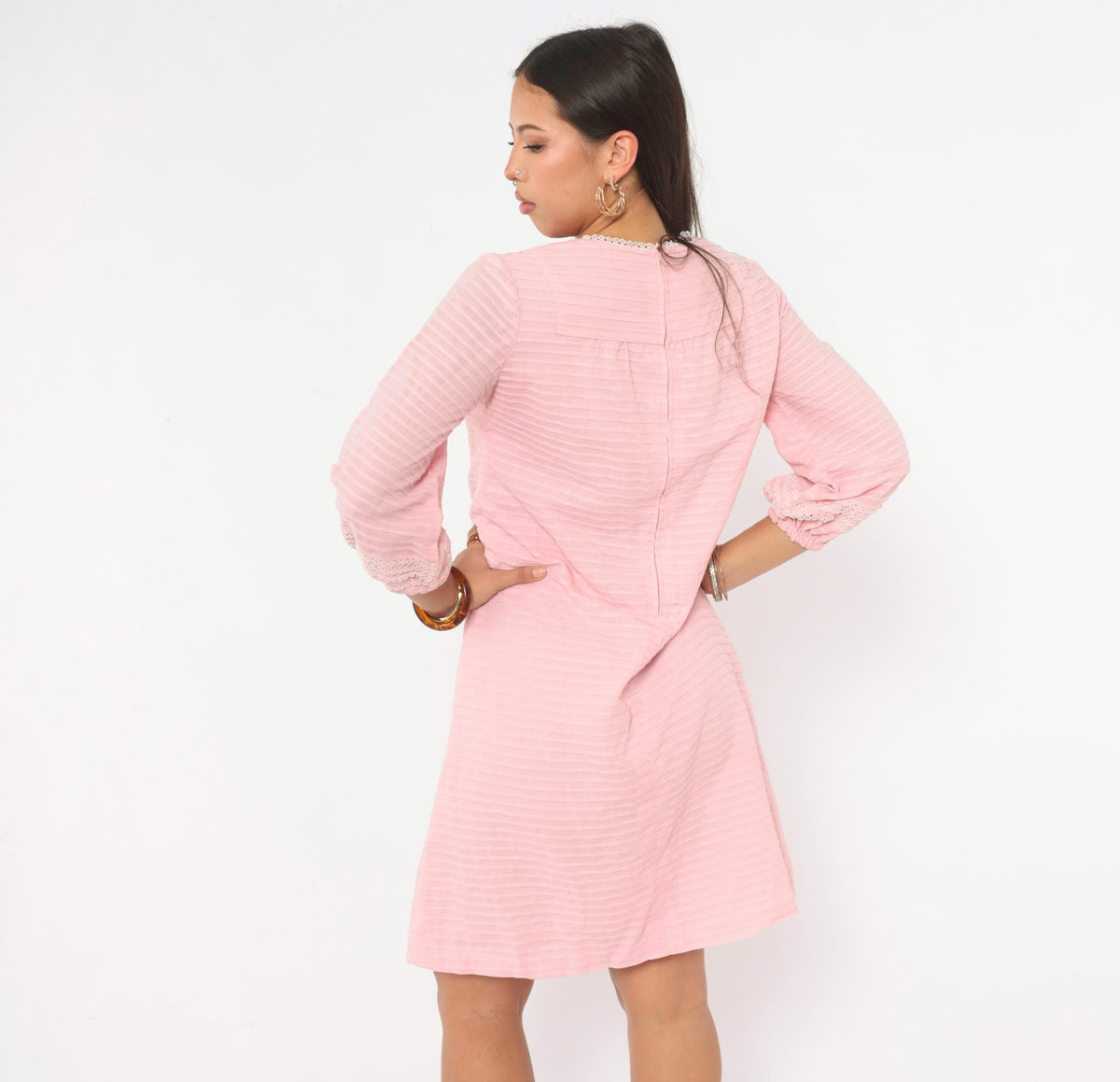 60s Pink Shift Dress White Crochet Lace Trim Puff Sleeve Knee Length Medium