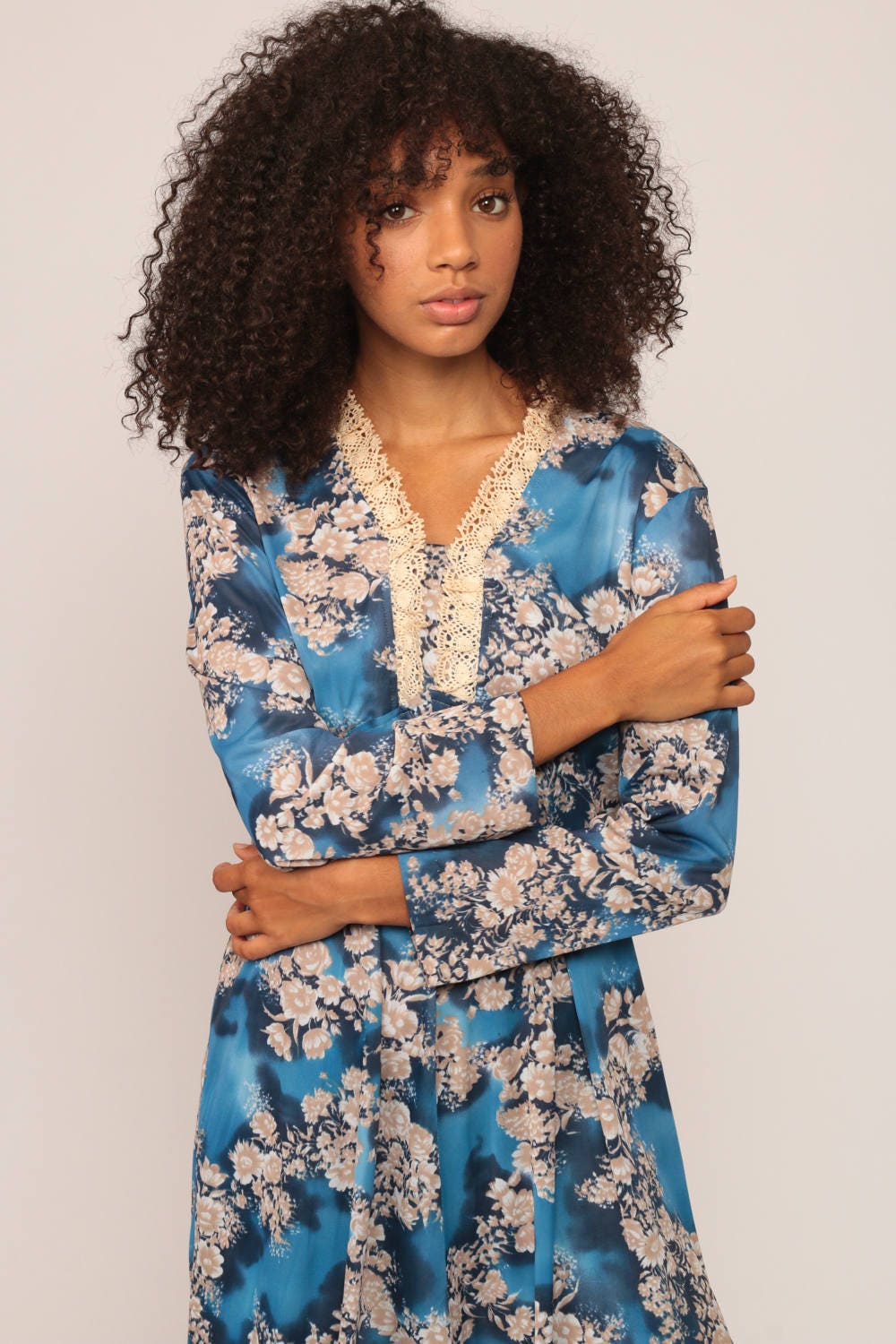 70s Floral Mini Dress Empire Waist Long Sleeve Blue Lace Trim Extra Large