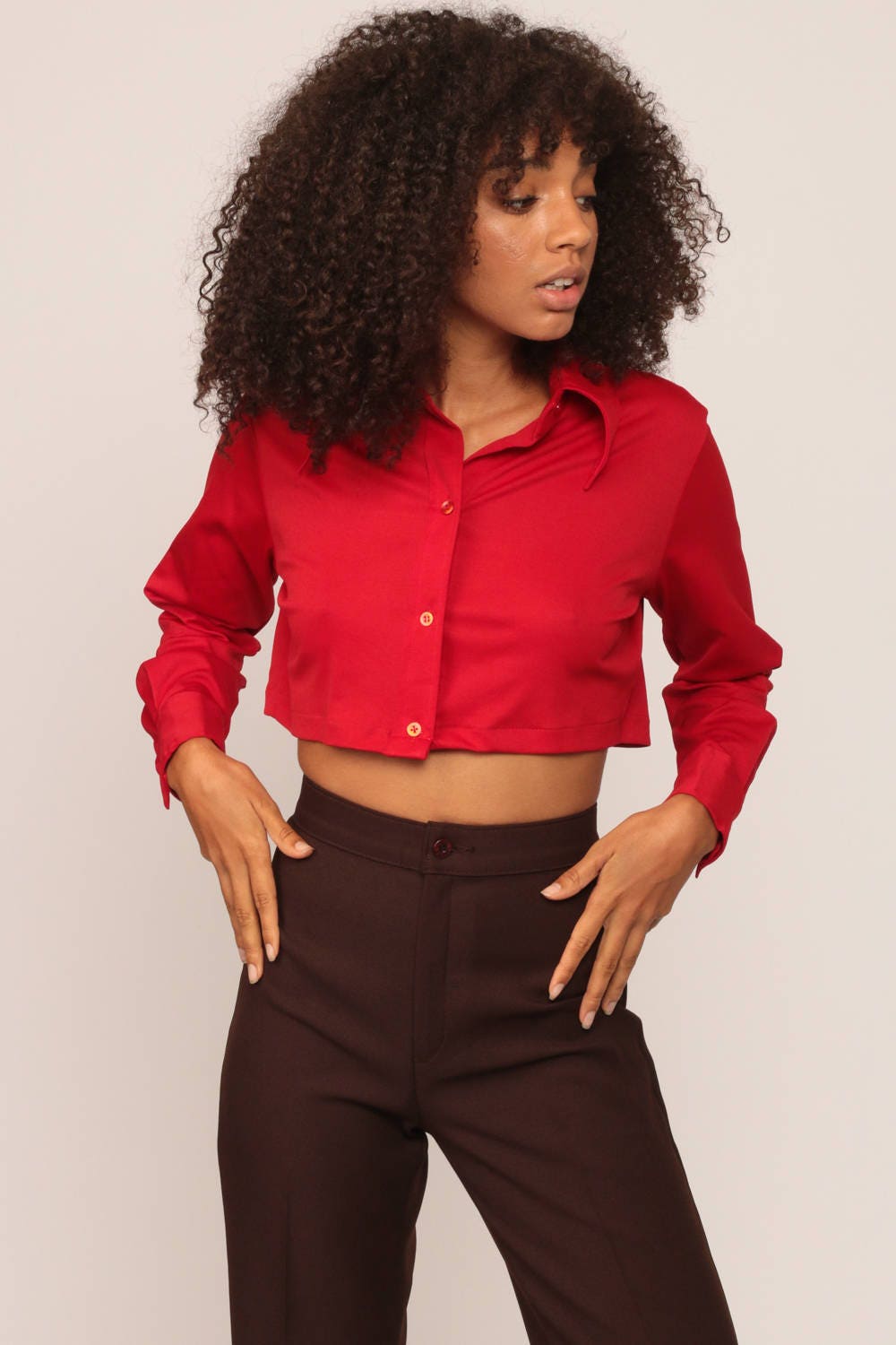 70s Red Crop Top Button-Up Collared Shirt Long Sleeve Small Medium