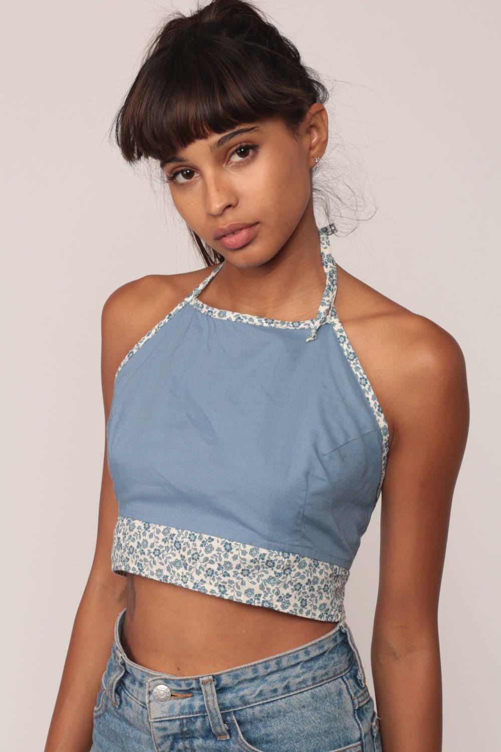 90s Blue Floral Halter Crop Top Backless Tie-Back Blouse Extra Small