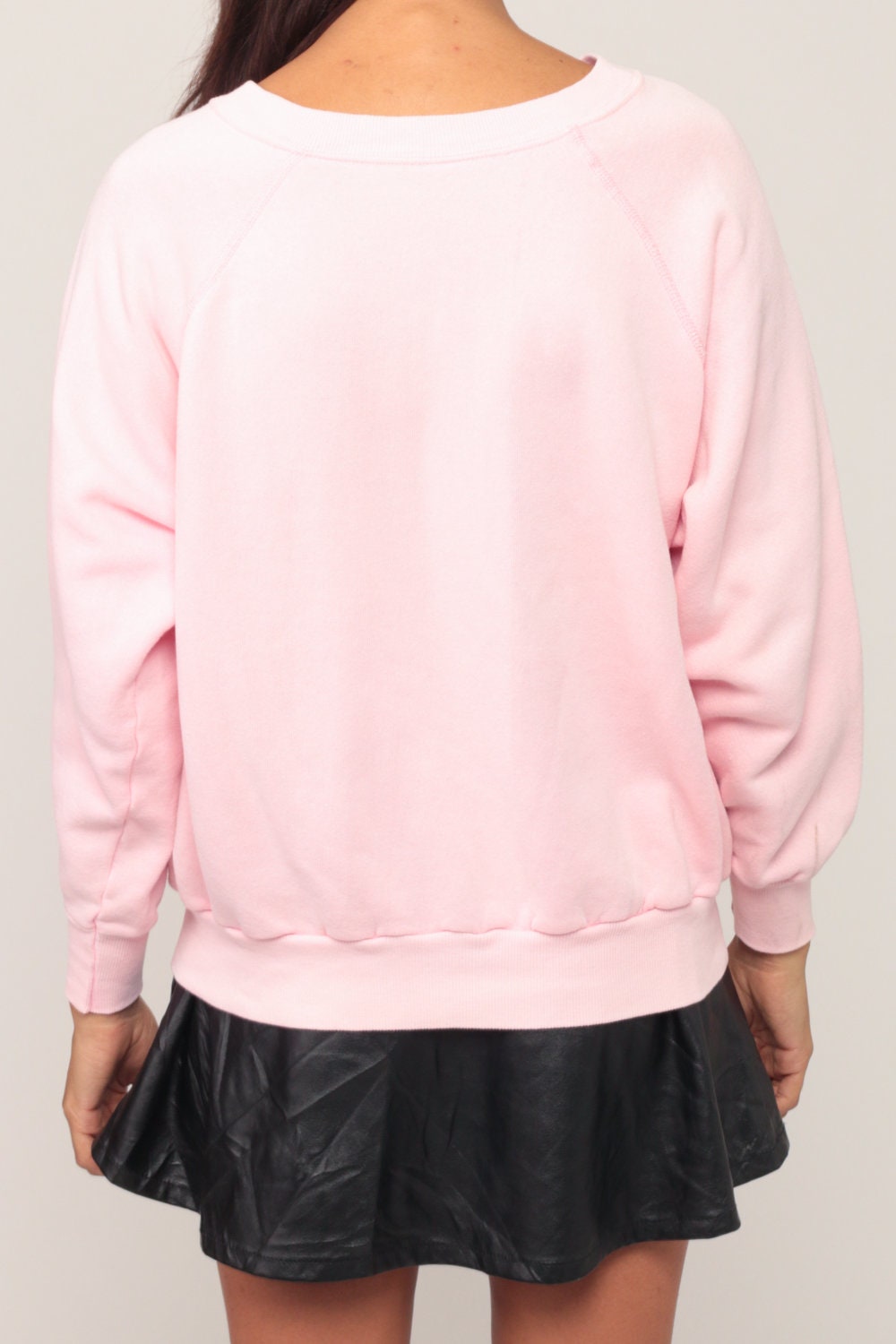 80s Hand Painted Floral Sweatshirt Baby Pink Raglan Graphic Crewneck Large