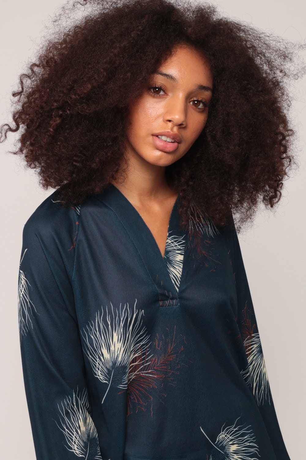 70s Feather Print Mini Shift Dress Navy Long Sleeve Collared Large