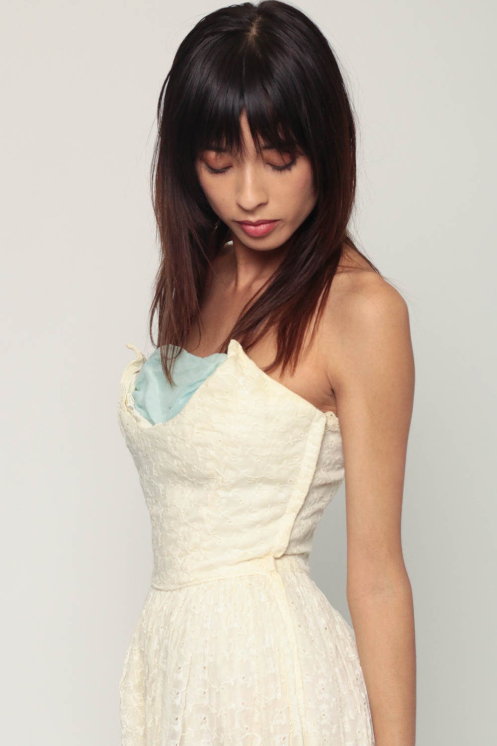 1960s Cream Eyelet Lace Strapless Maxi Dress Shelf Bust Extra Small