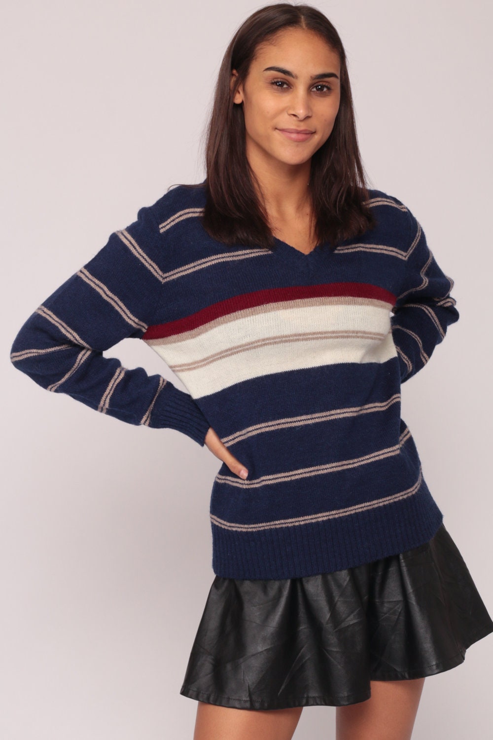 80s Striped V-Neck Sweater Navy Blue Red White Knit Pullover Medium