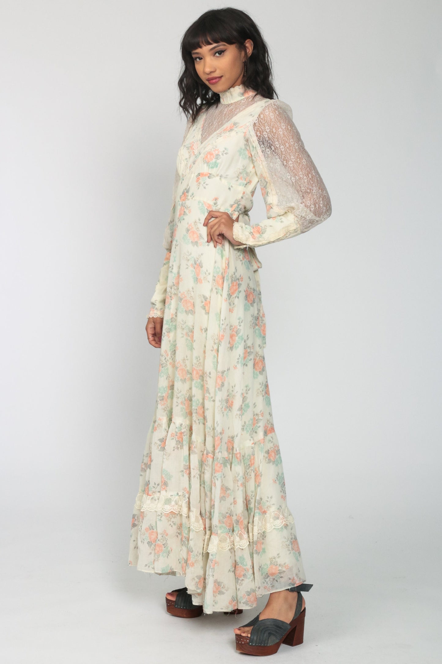 70s Gunne Sax Floral Maxi Dress Lace Sleeves Empire Waist Cream Small