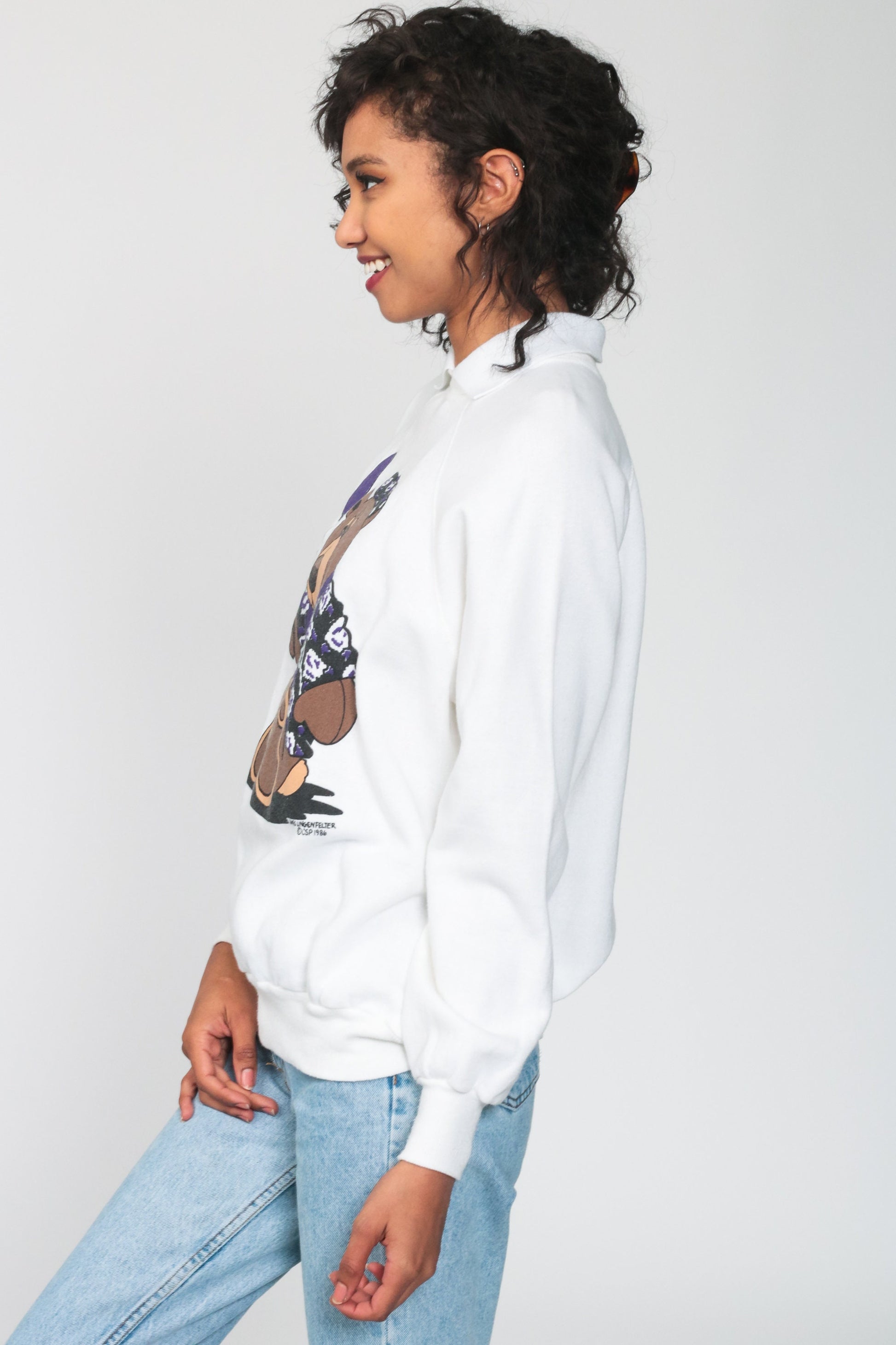 80s Teddy Bear Balloon Raglan Sweatshirt Cream Collar Graphic Medium