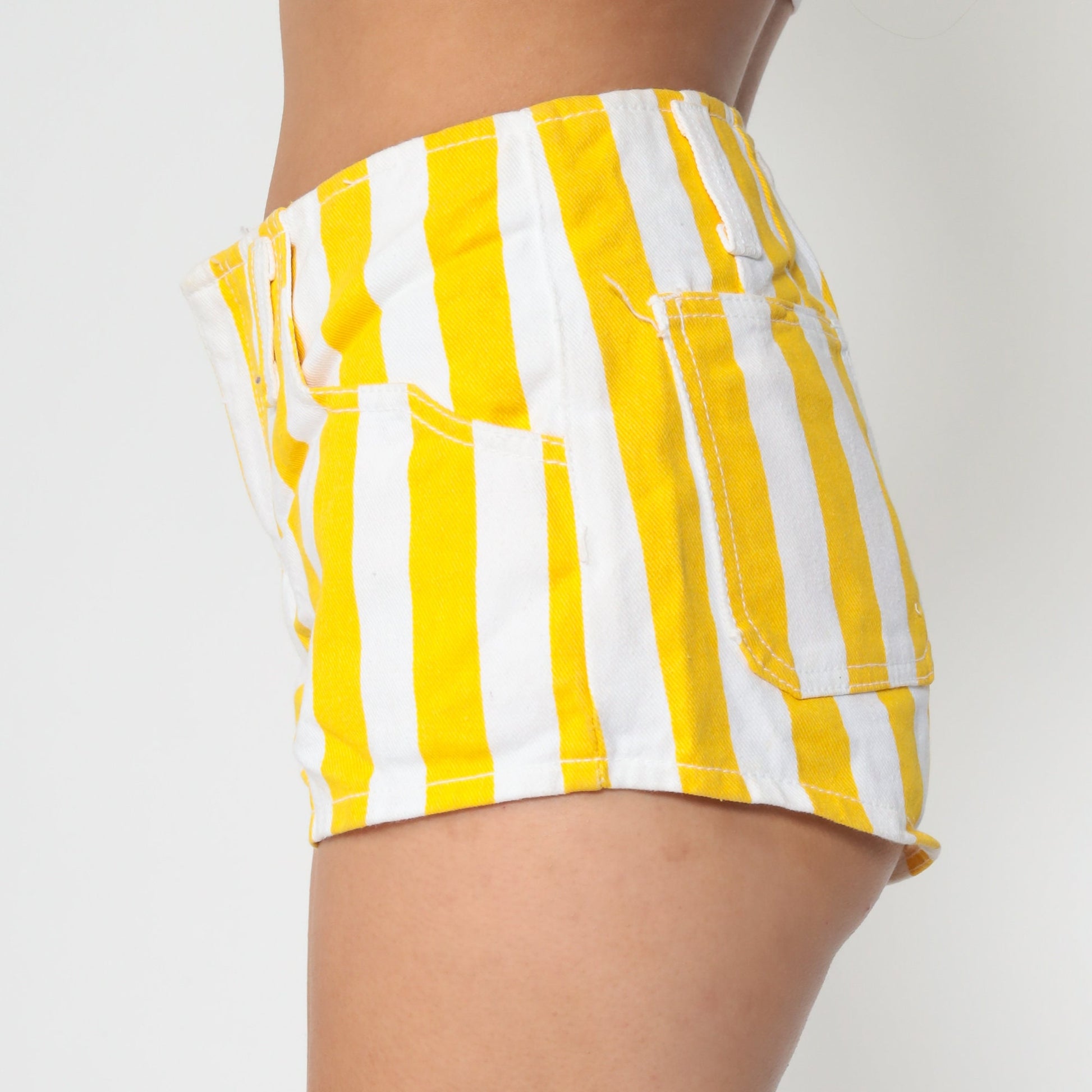 80s Striped Yellow Denim Shorts Mid Rise Jean Hotpants Small