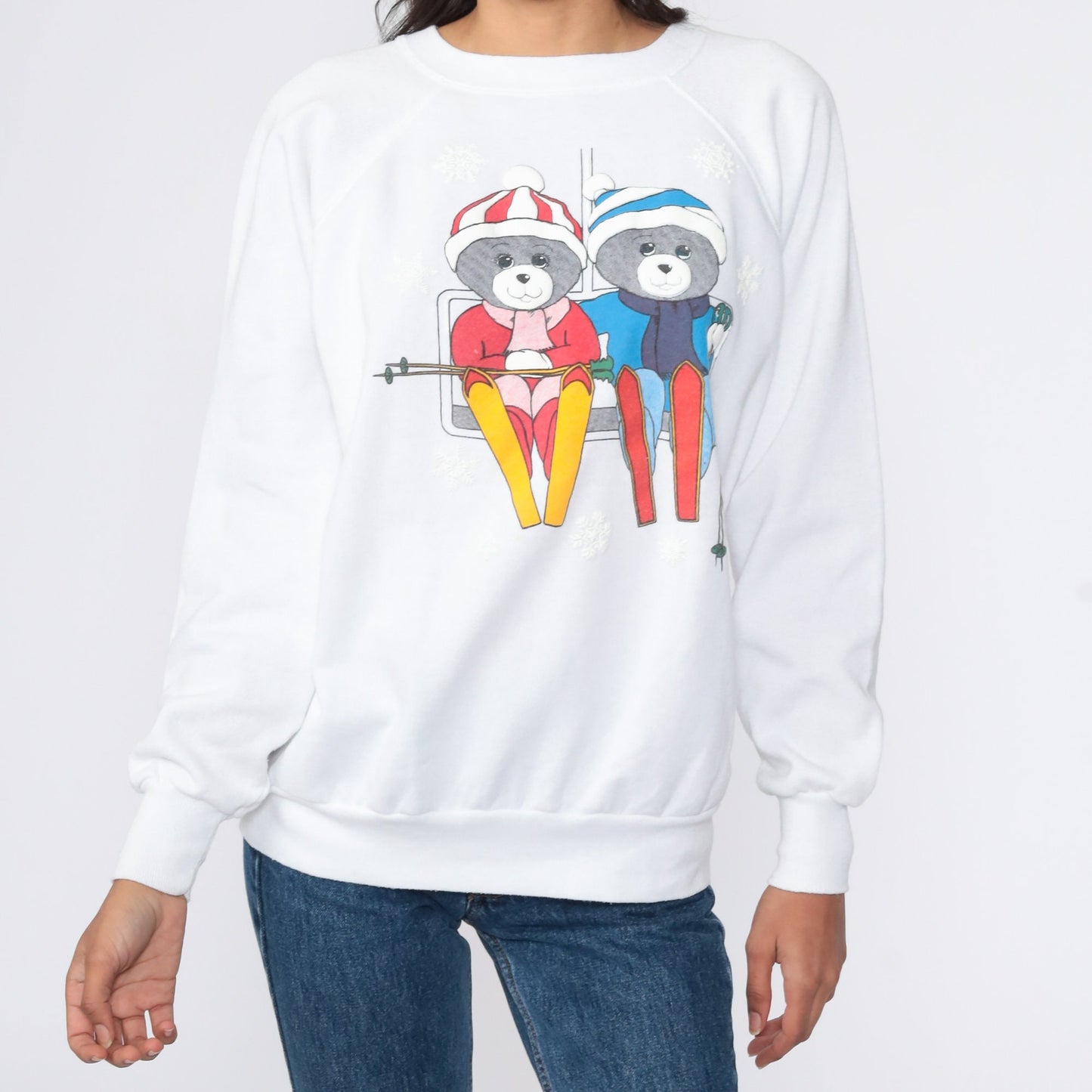 90s Teddy Bear Ski Graphic Sweatshirt White Crewneck Medium
