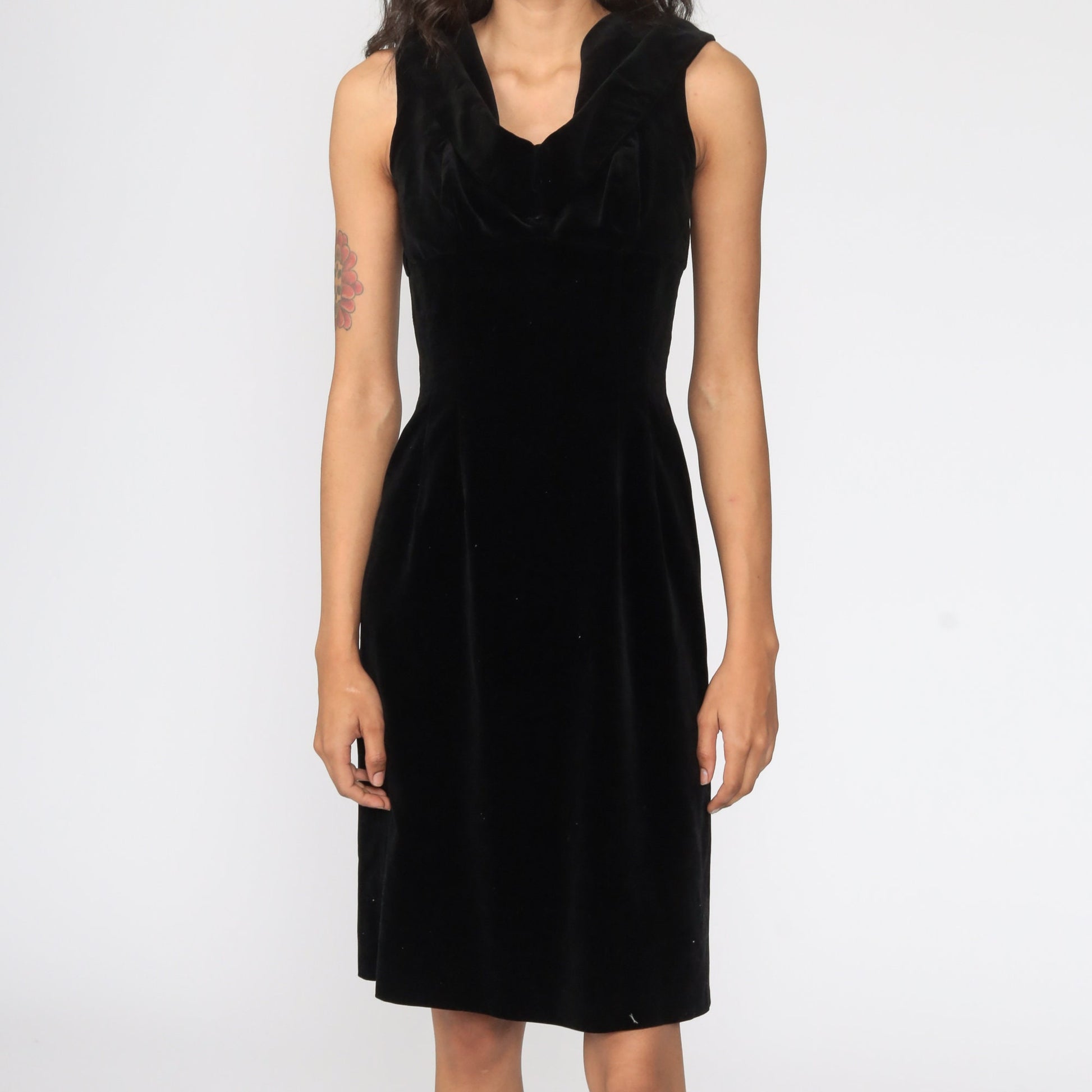 1960s Black Velvet Midi Sheath Dress Lou-ette Fitted Cocktail Small