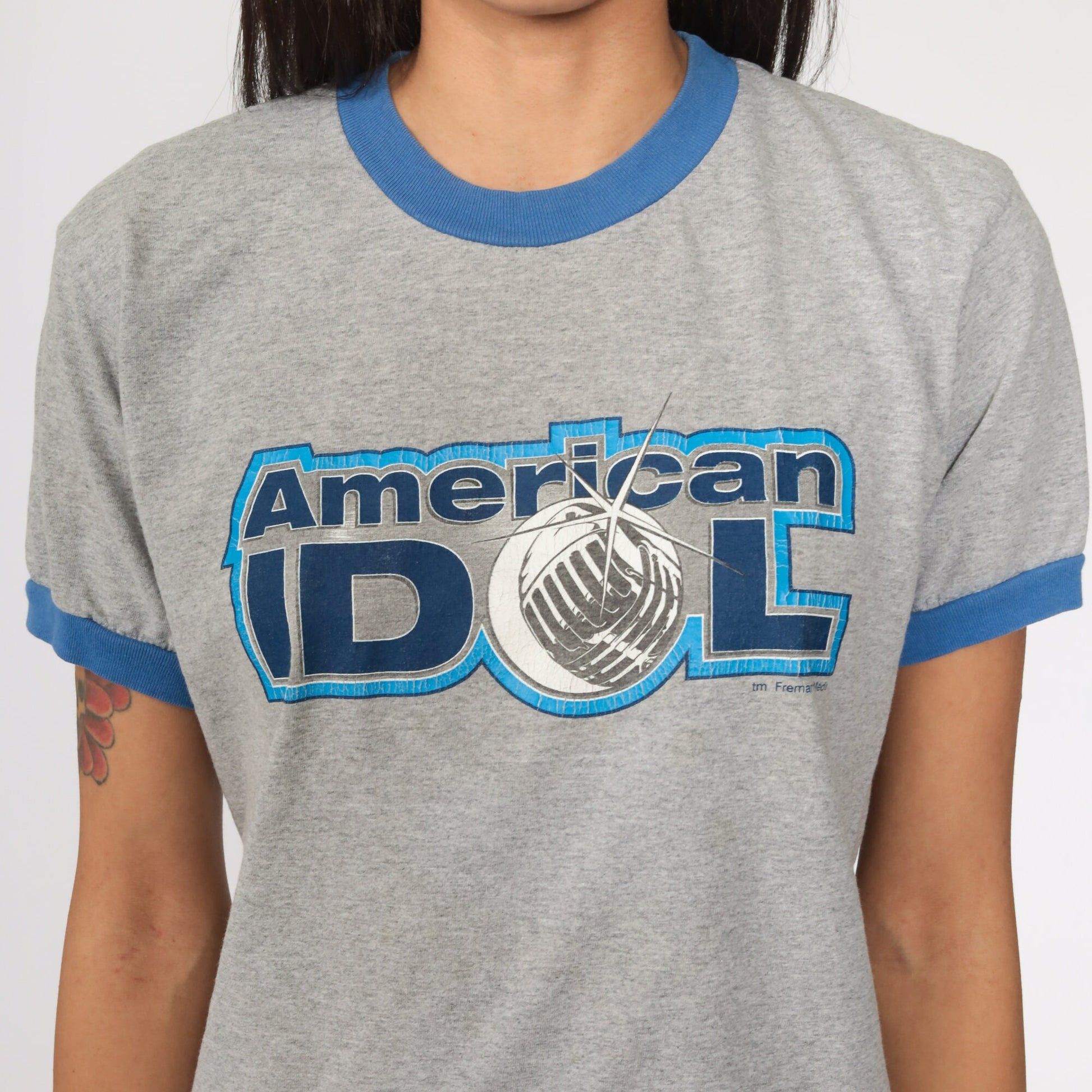 00s American Idol Ringer Tee Grey Graphic T-Shirt Small S