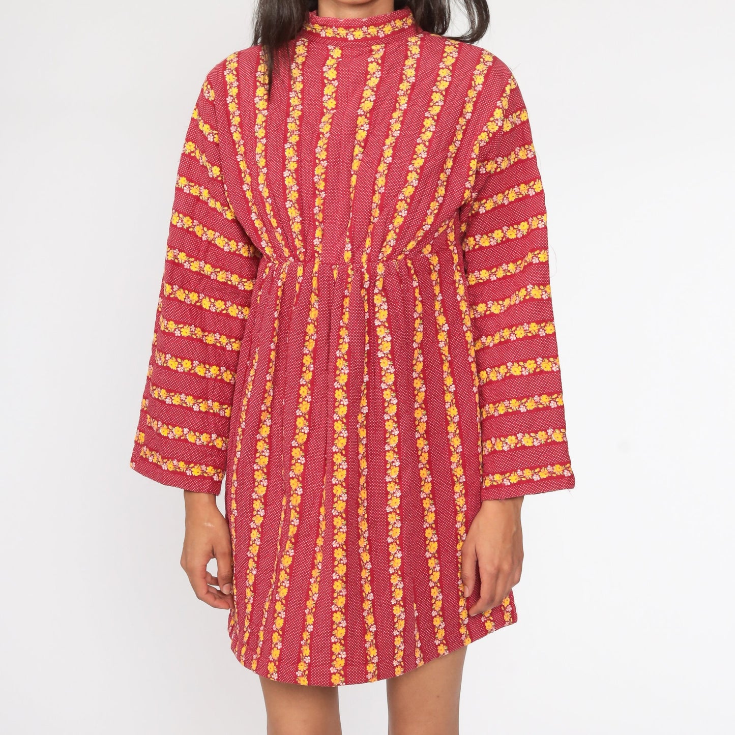 70s Quilted Floral Mini Dress Red Empire Waist Long Sleeve Small