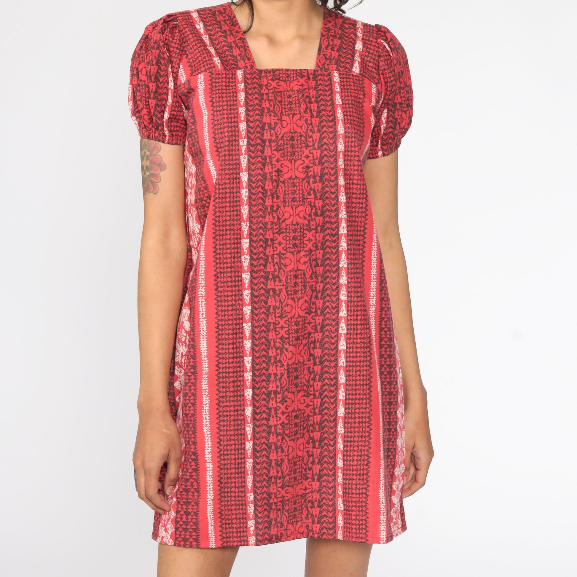 80s Red Geometric Tribal Puff Sleeve Mini Dress Shift Cut Small