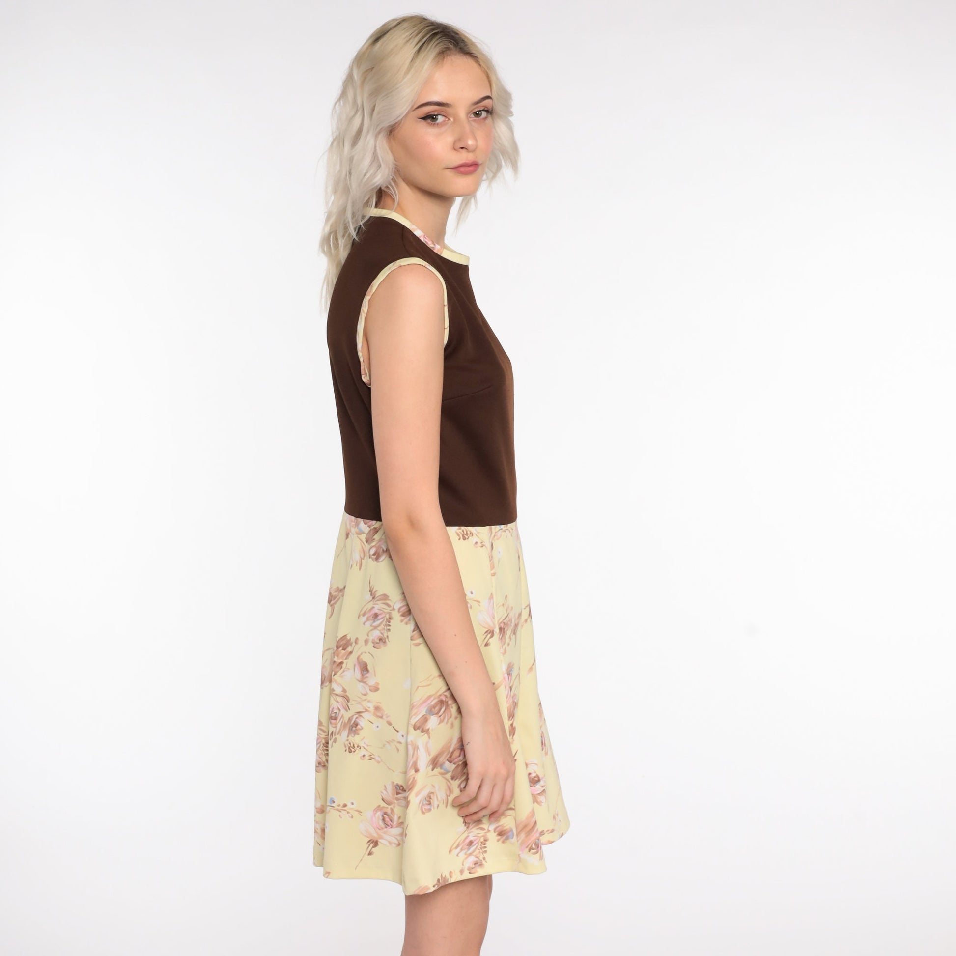 70s Floral Mini Dress High Waisted Sleeveless Brown Yellow Medium