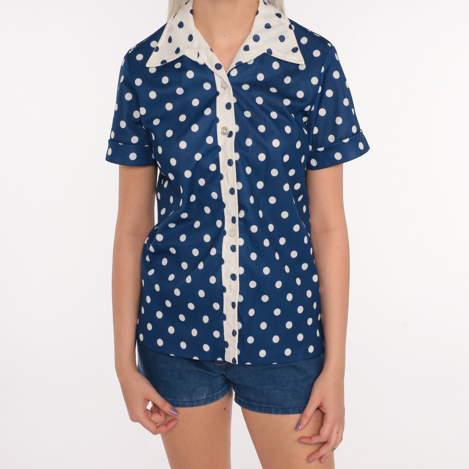 70s Blue Polka Dot Button-Up Blouse Dagger Collar Short Sleeve Small Medium