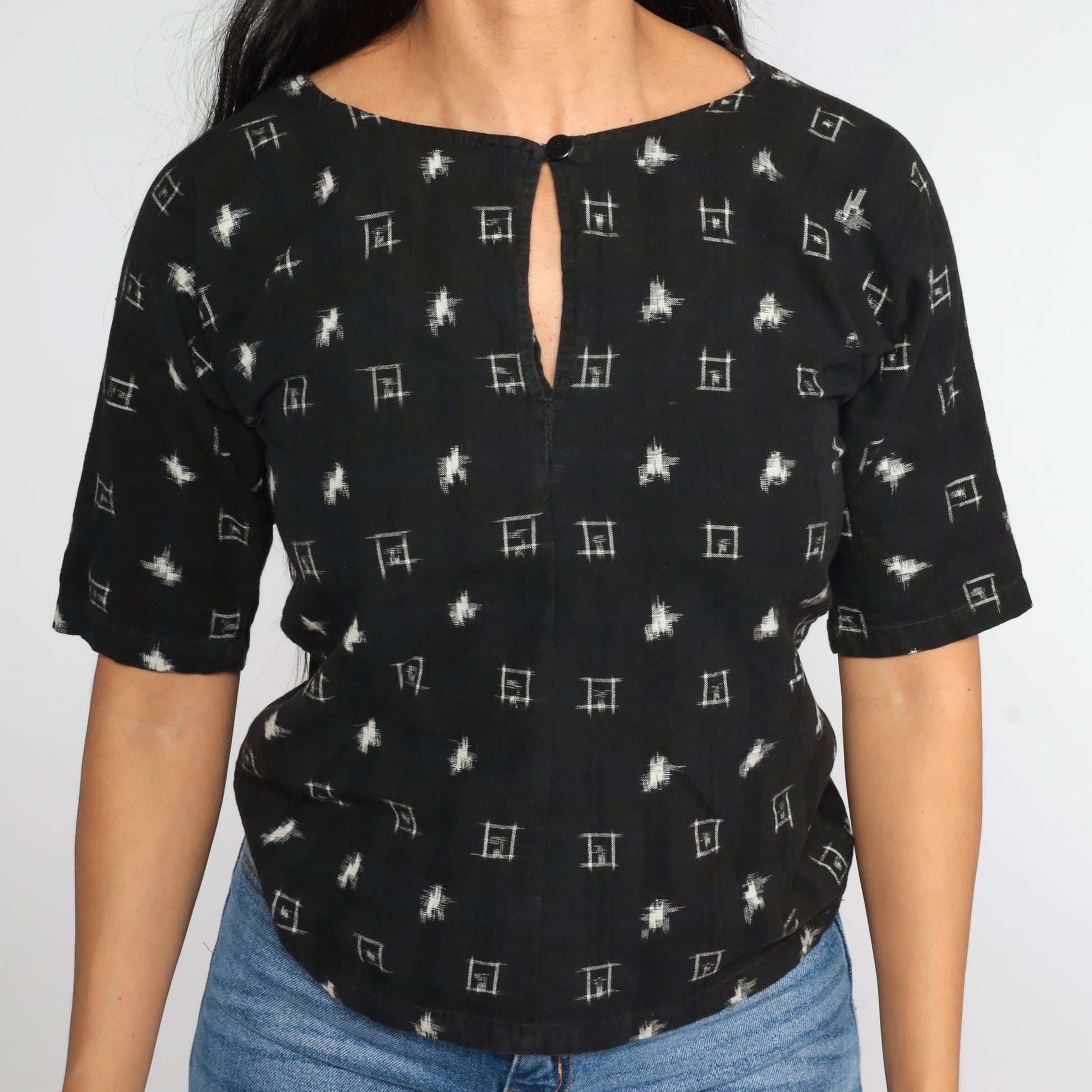 90s Geometric Black Blouse Keyhole Cutout Short Sleeve Small S