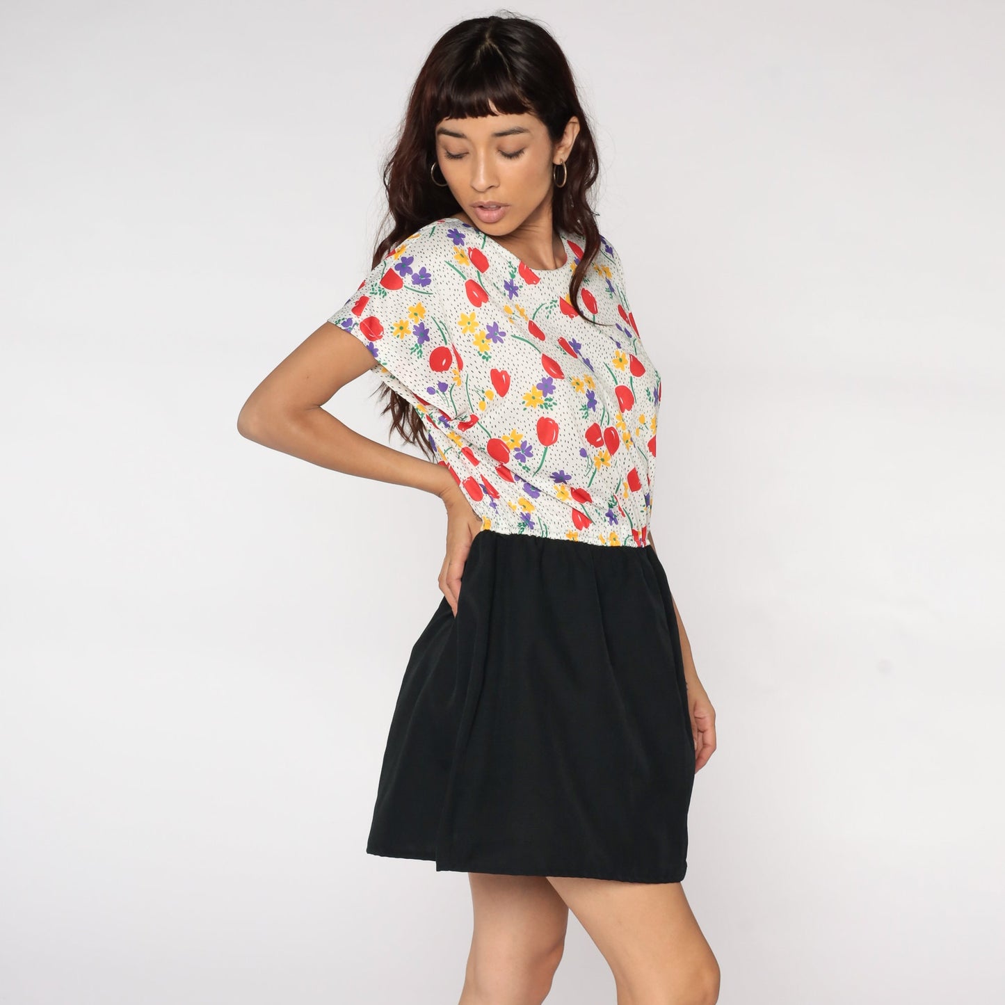 70s Floral Mini Dress White Bodice Black Skirt High Waist Wool Cap Sleeve Extra Large