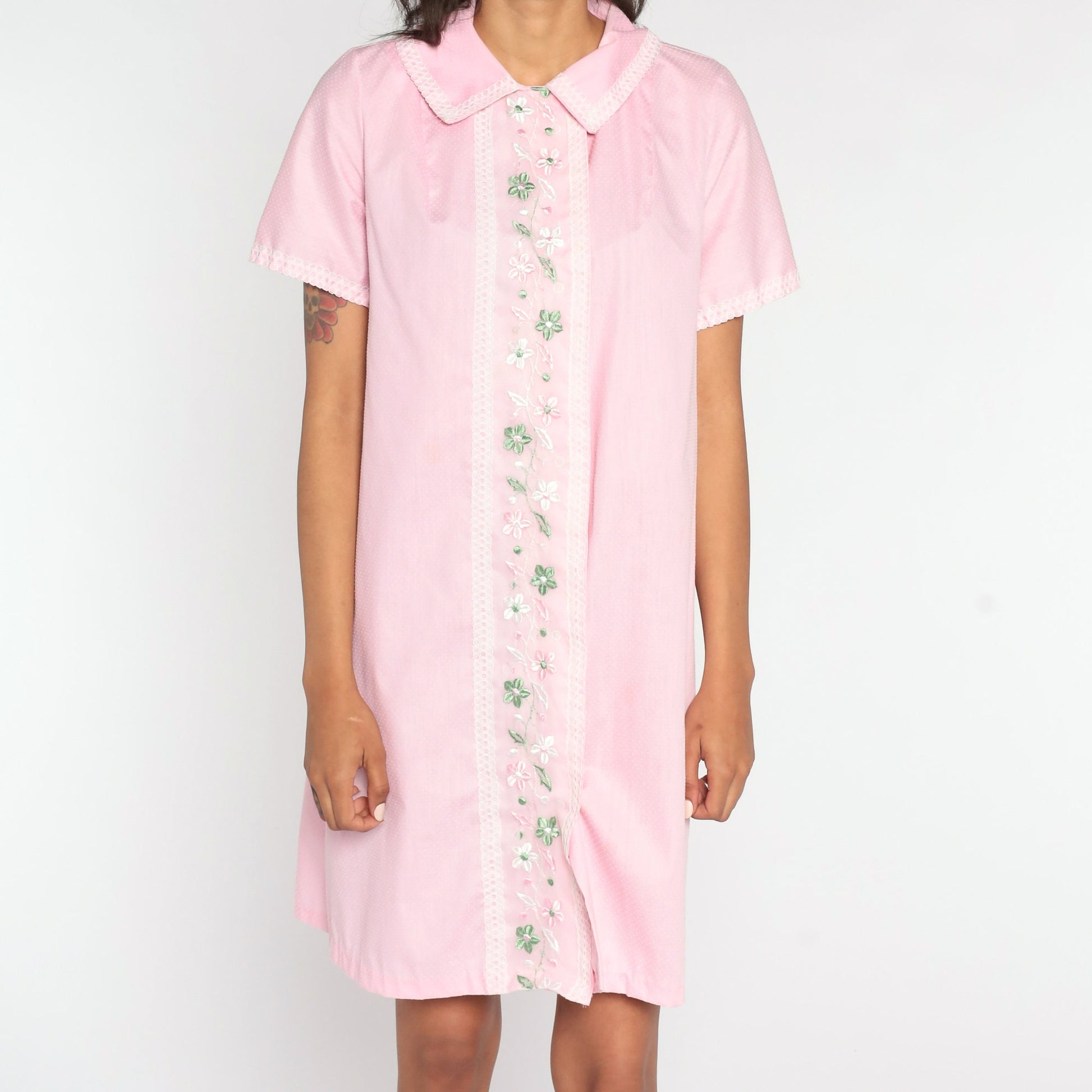 60s Floral Embroidered Shift Dress Baby Pink Button Front Mini Medium Large