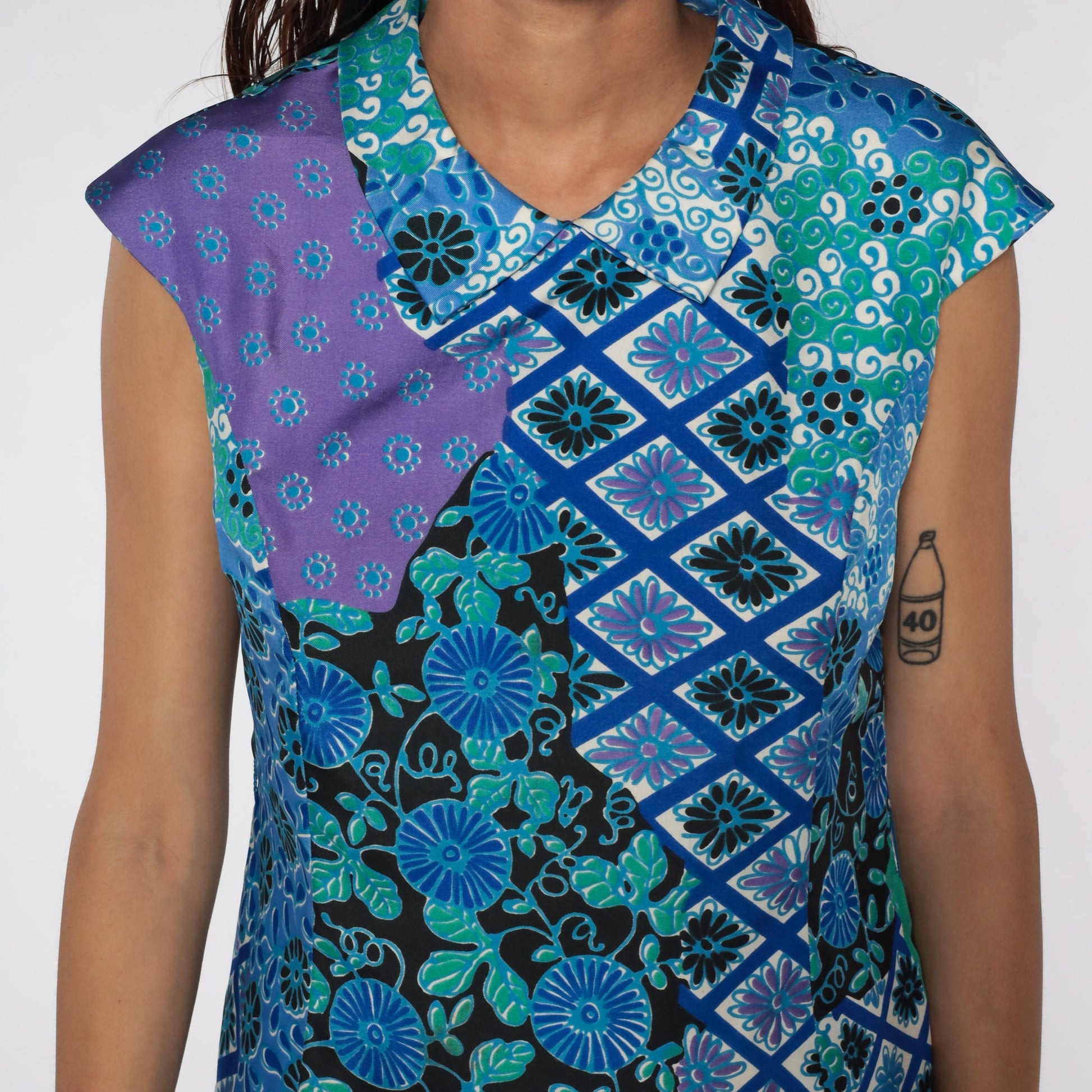 1970s Psychedelic Floral Mini Shift Dress Purple Cap Sleeve Small