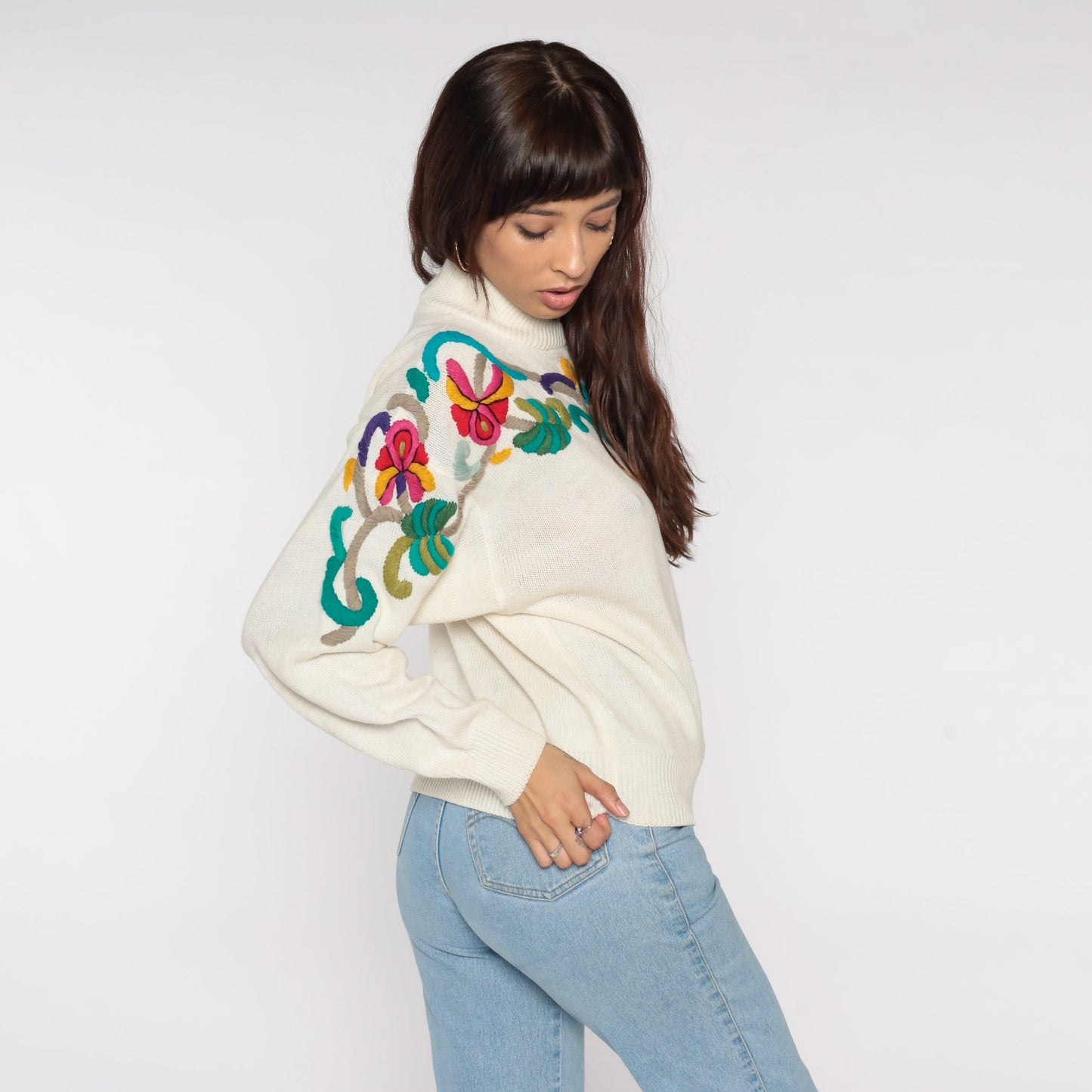 90s Floral Embroidered Cream Knit Sweater Shawl Neck Pullover Medium
