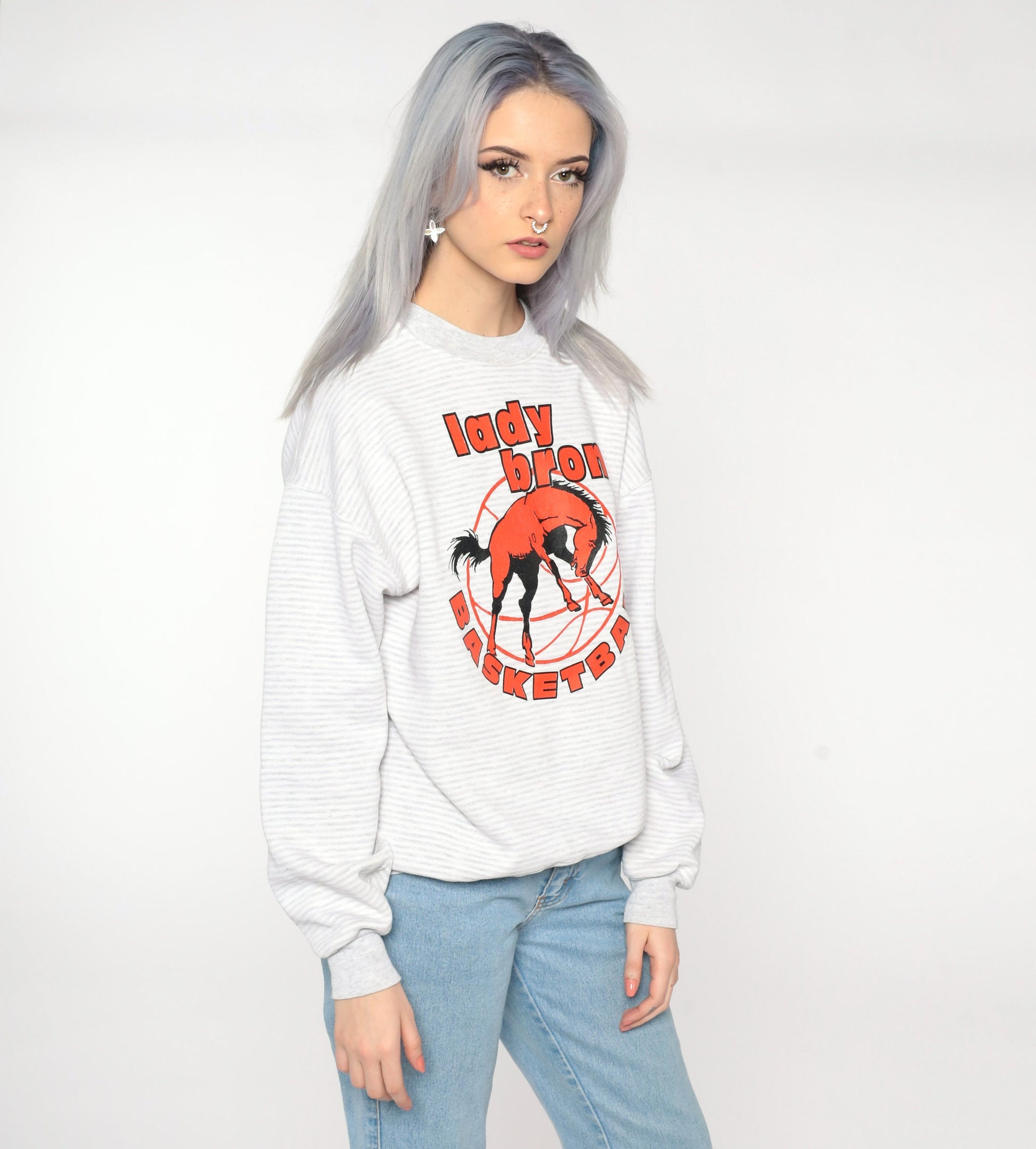 90s Lady Bronc Basketball Sweatshirt Jerzees Graphic Pullover Large L