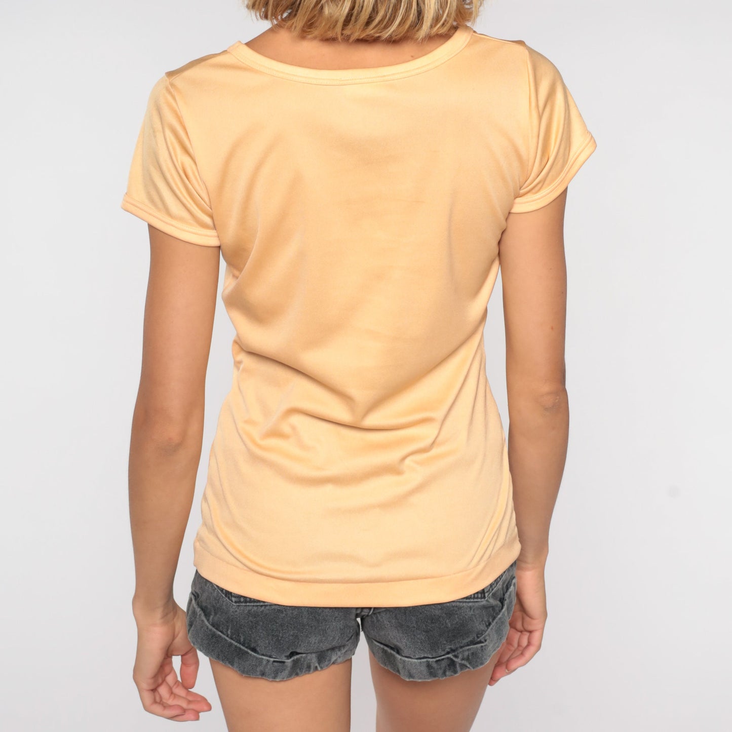 80s Peach Scoop Neck T-Shirt Shiny Polyester Short Sleeve Small
