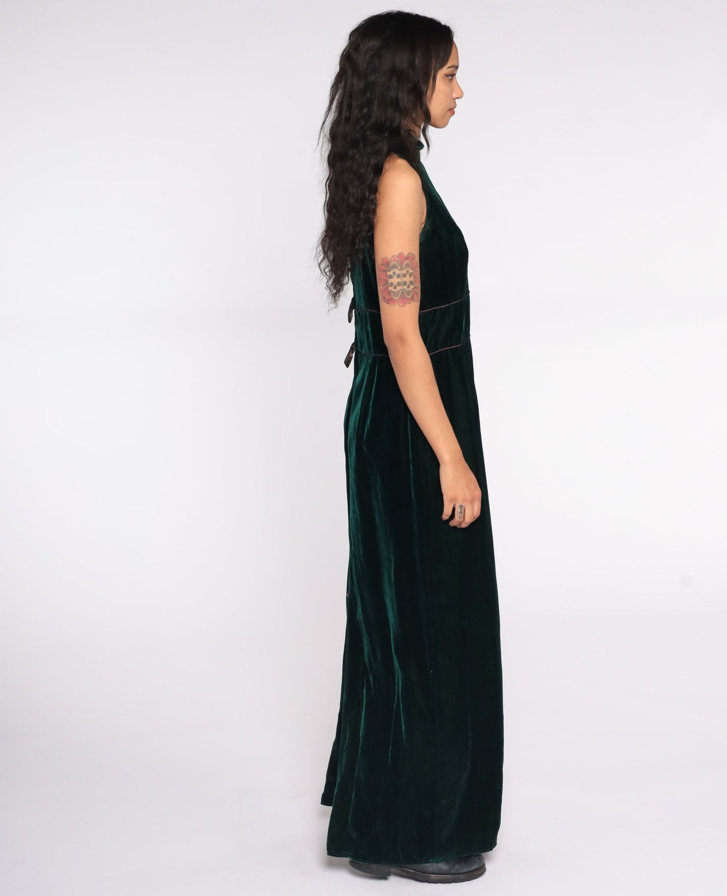1970s Green Velvet Maxi Dress High Waist Bow Back Sleeveless Small Medium