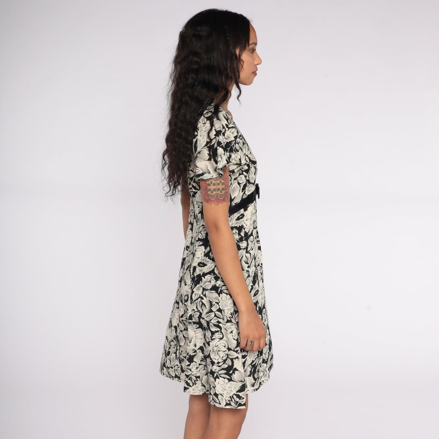 90s Floral Mini Dress Flutter Sleeve Black Off-White Empire Waist Small