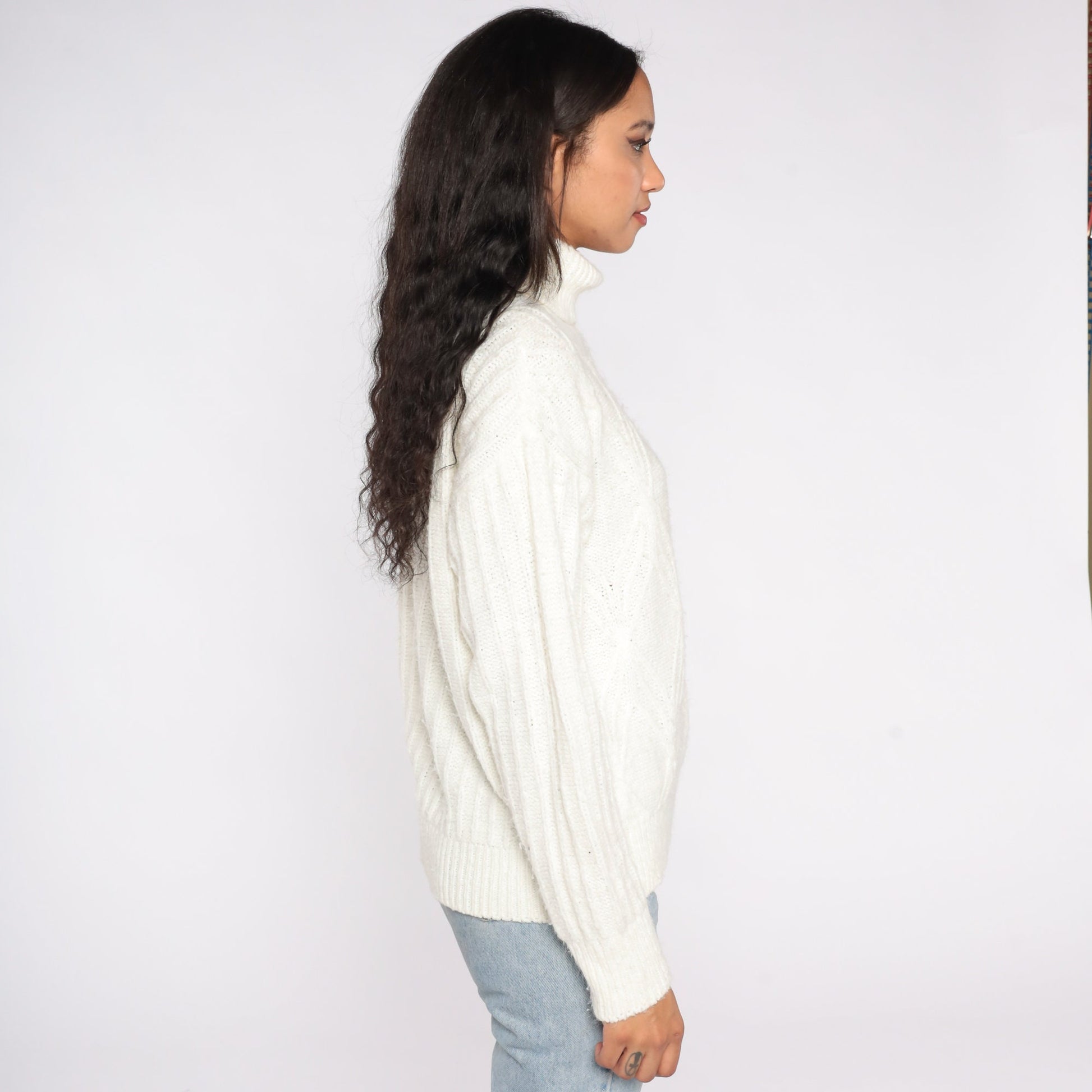 90s White Turtleneck Sweater Angora Blend Textured Pullover Medium