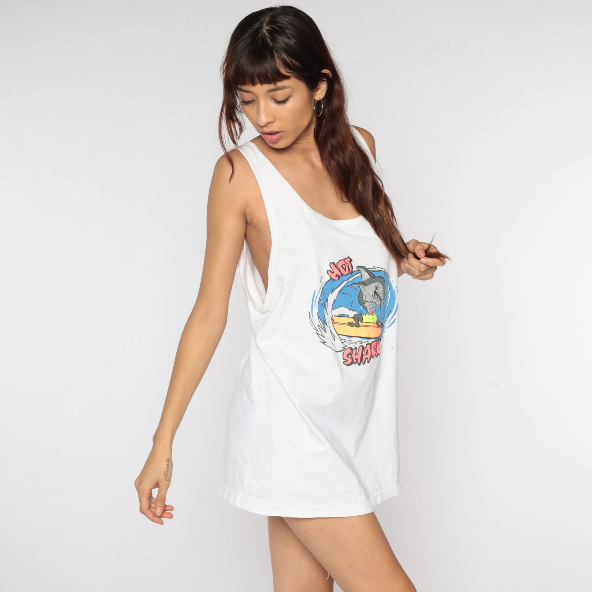 90s Hot Shark Surfing Graphic Tank Top White Extra Large XXL