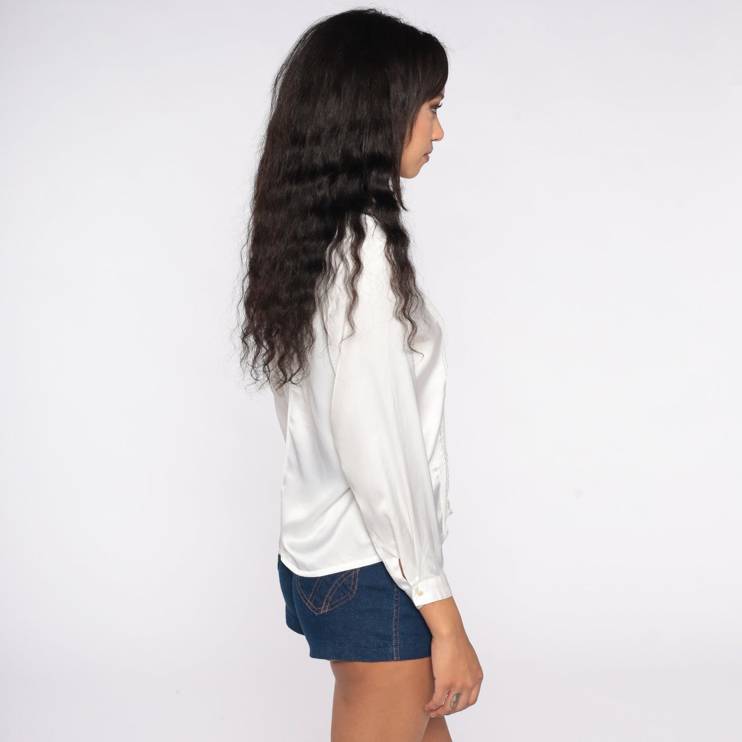 80s White Satin Blouse Lace Trim Chelsea Collar Button Up Small