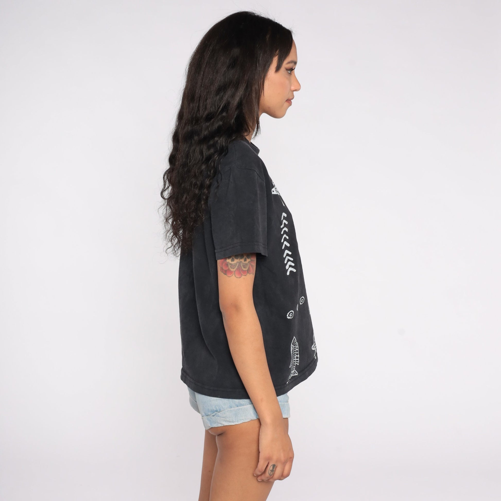 90s Fish Starfish Petroglyph Graphic T-Shirt Black White Medium