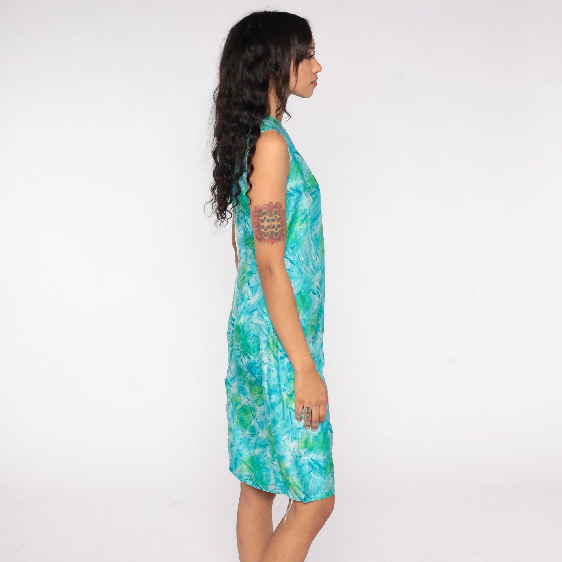 1960s Watercolor Mod Sheath Dress Sleeveless Knee-Length Blue Green Small