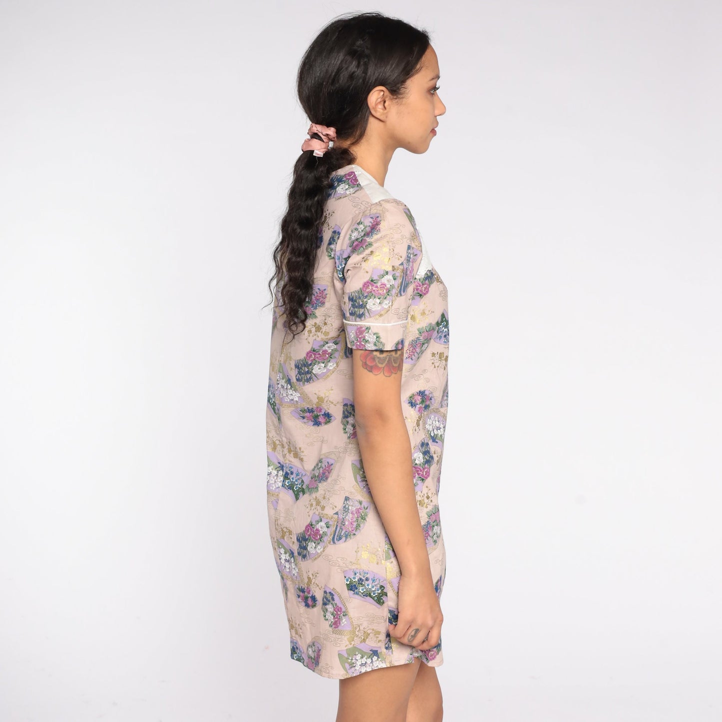 60s Asian Floral Mini Shift Dress Eyelet Lace Bib Short Sleeve Extra Small