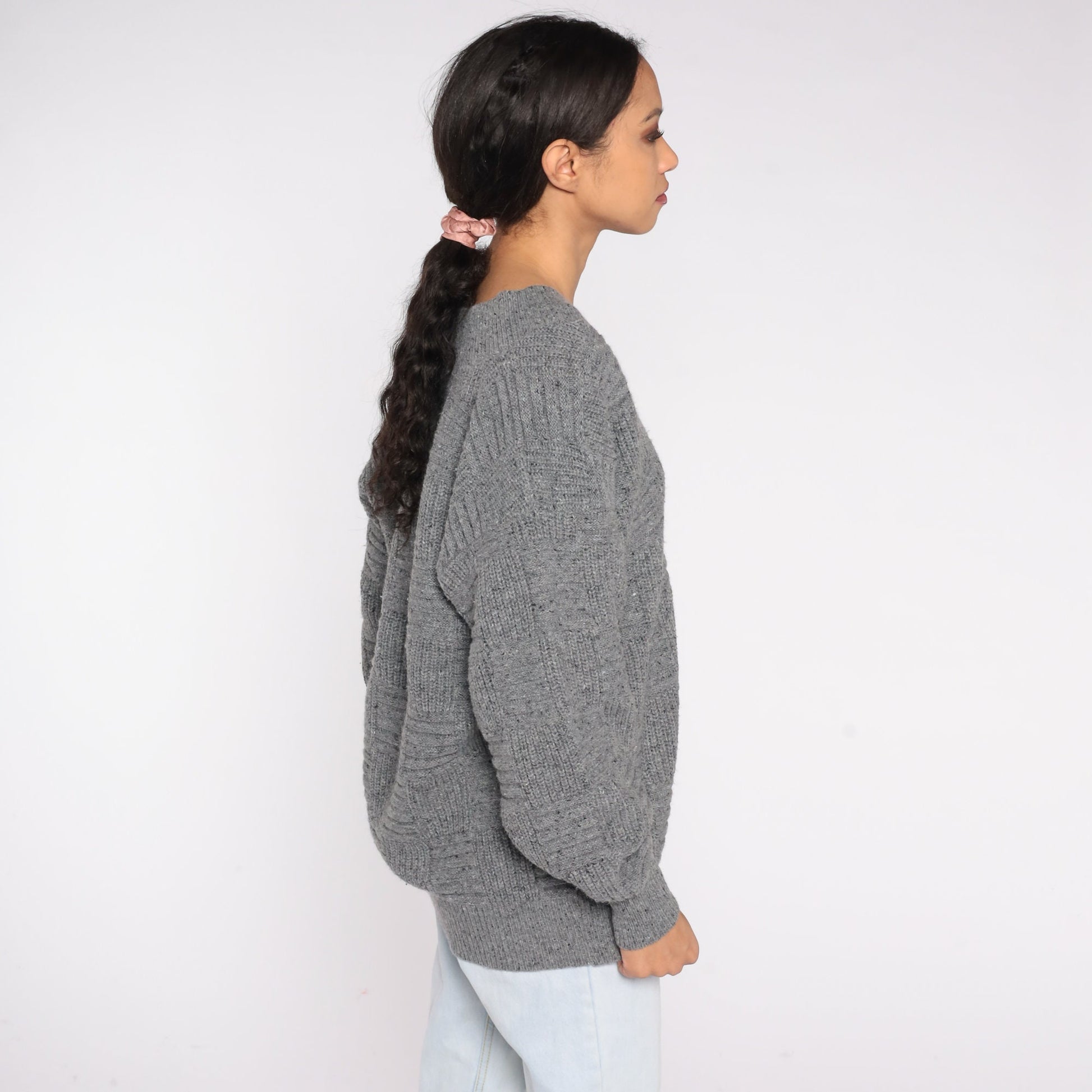 Pierre Cardin 90s Grey Textured Knit V-Neck Sweater Pullover Small