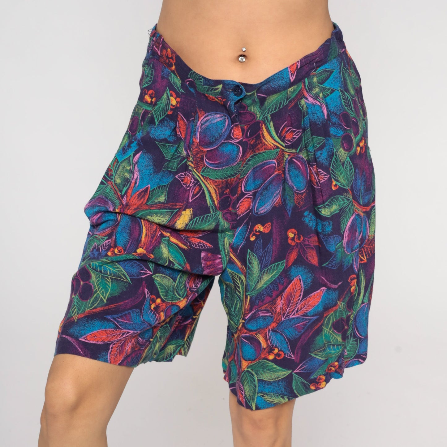90s Fruit Leaf Print High-Waist Pleated Shorts Rayon Medium M
