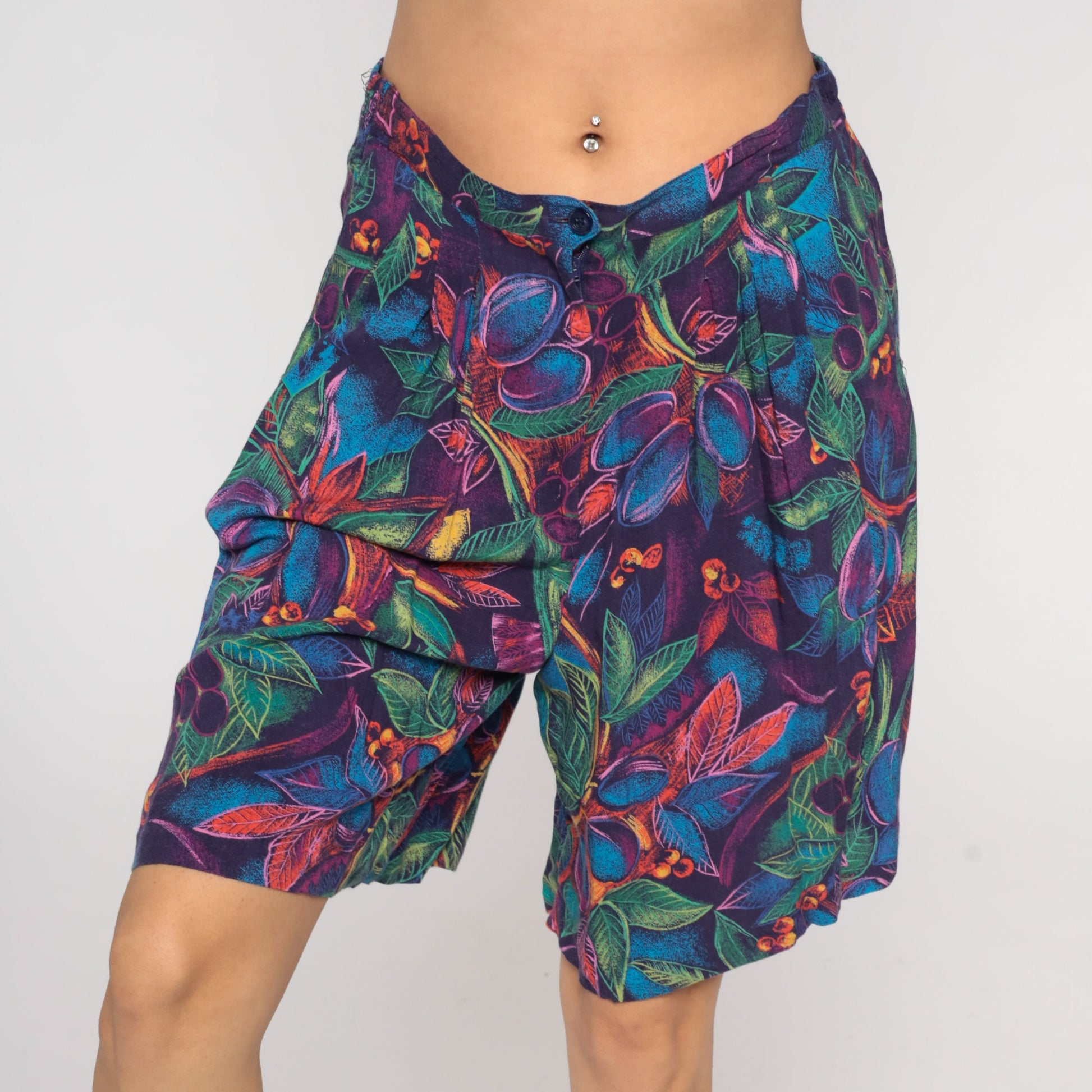 90s Fruit Leaf Print High-Waist Pleated Shorts Rayon Medium M
