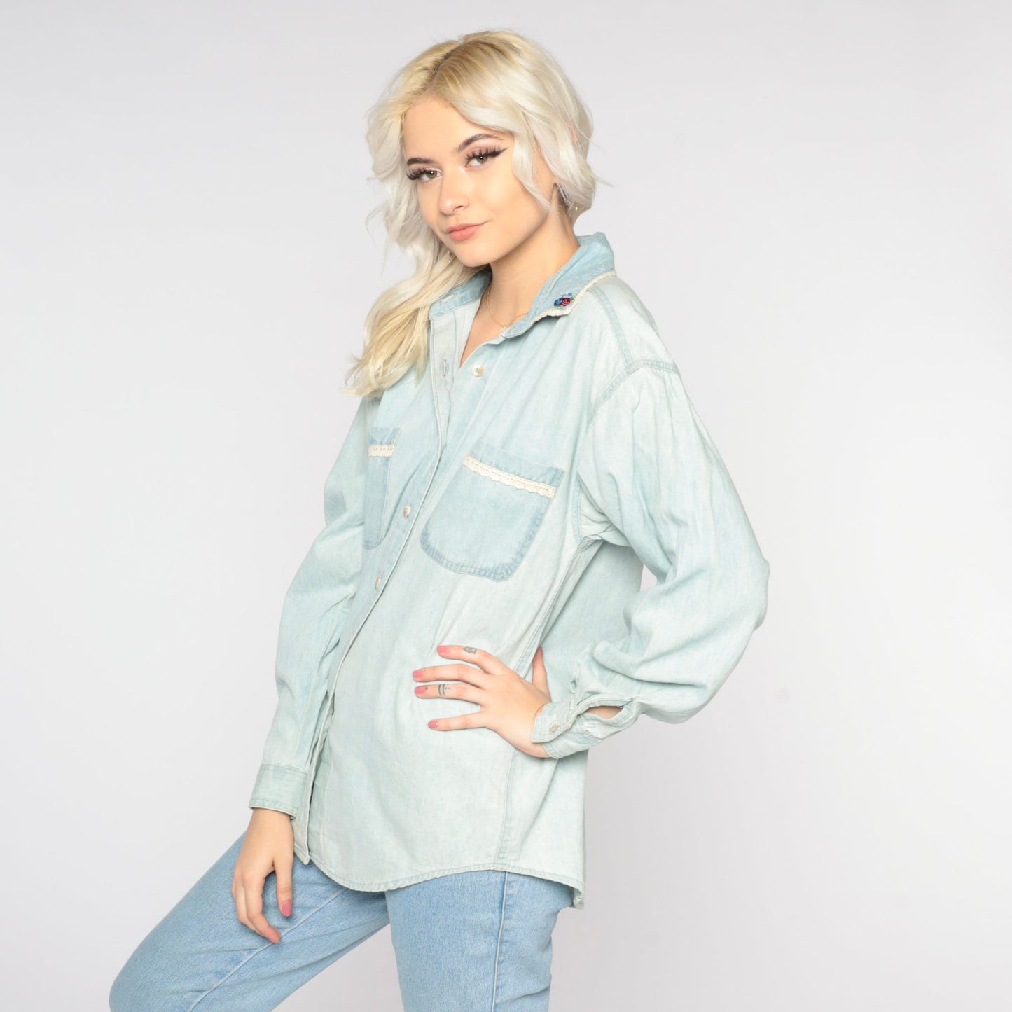 90s Light Blue Chambray Button-Up Blouse Lace Trim Rosette Small