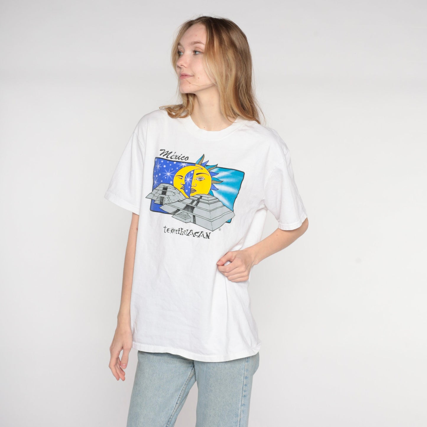 90s Teotihuacán Mexico Graphic T-Shirt Celestial Sun Moon Cosmic Tee Medium