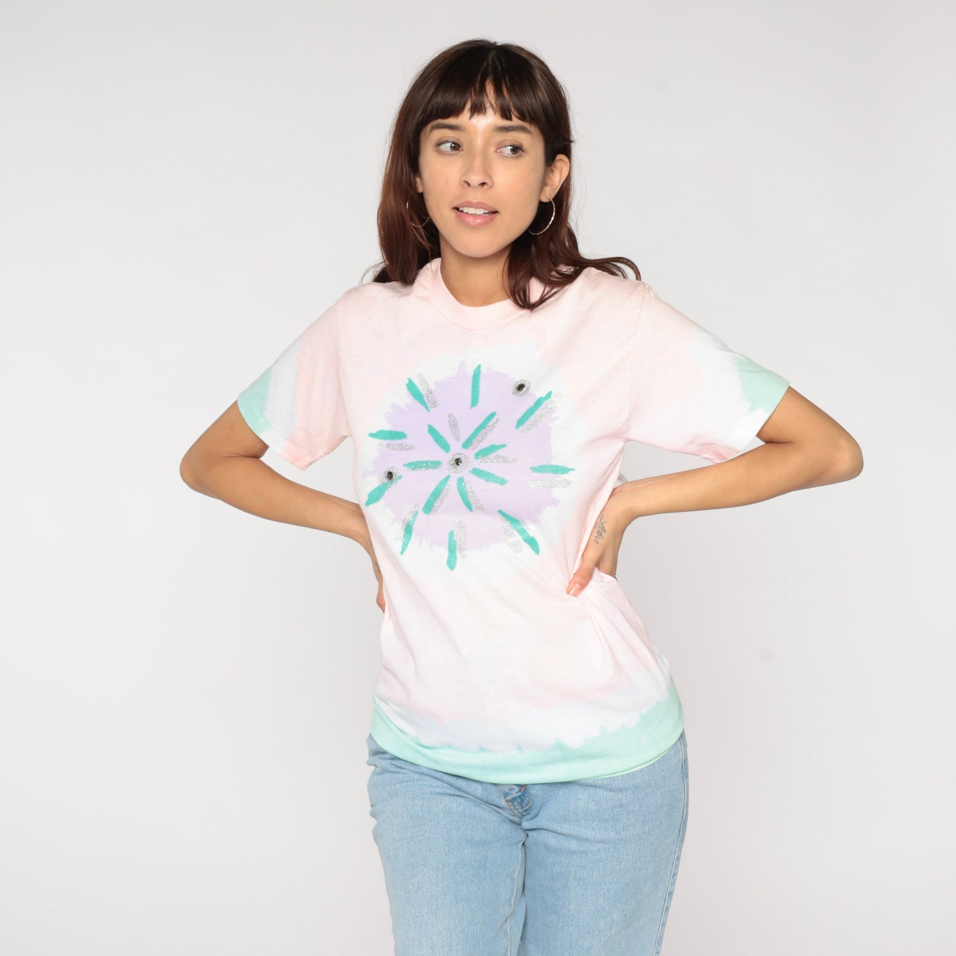 90s Tie Dye T-Shirt Pink Starburst Chest Graphic Cotton Tee Medium
